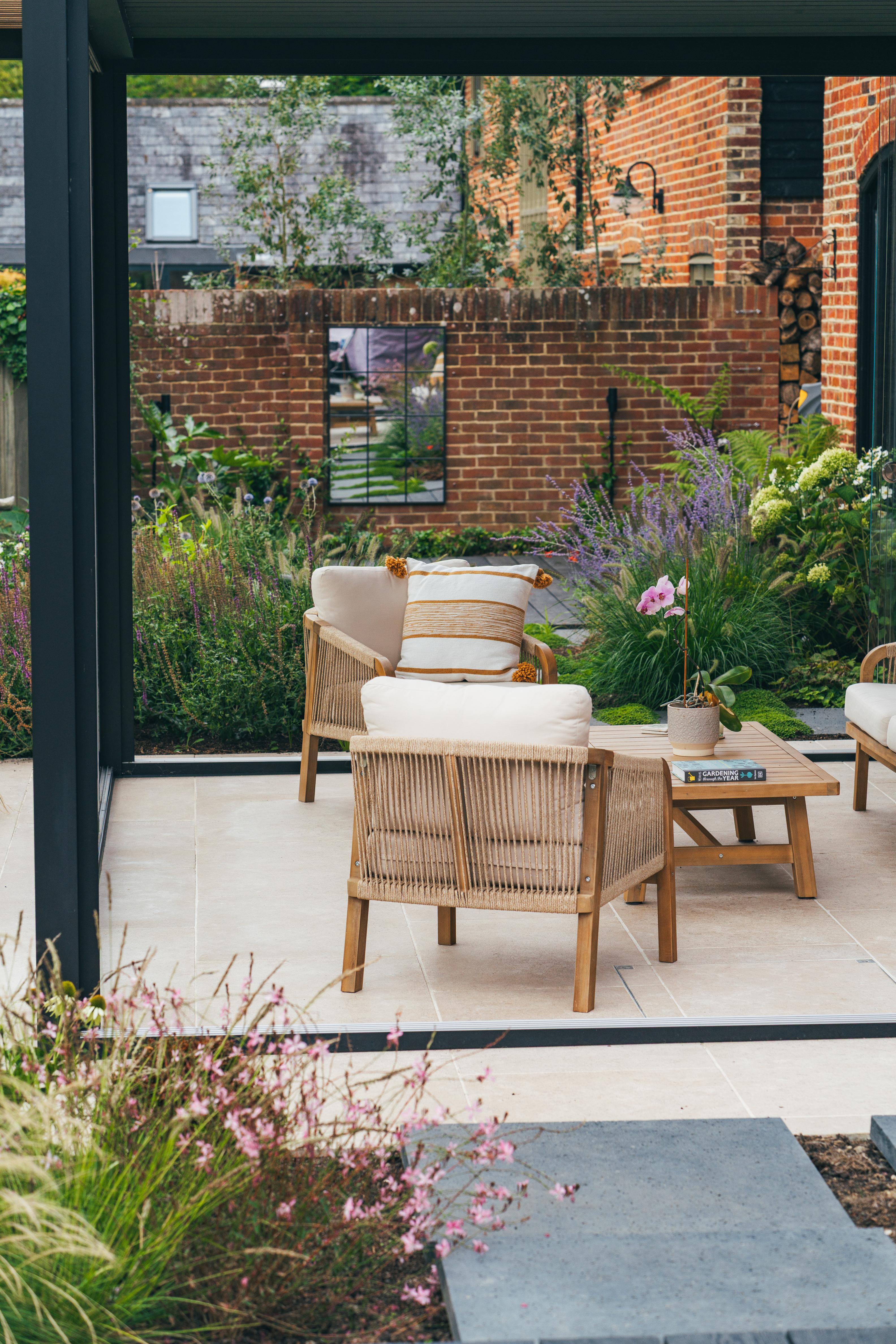 Farm Estate Family Home Office Umbris Pergola