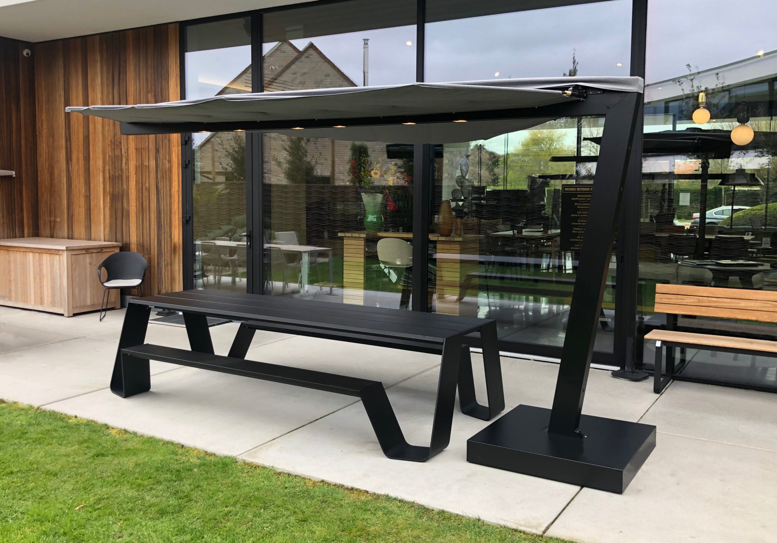 heatsailleaf outdoor shade, heat, light_and_misting_fixture_on_a_stand