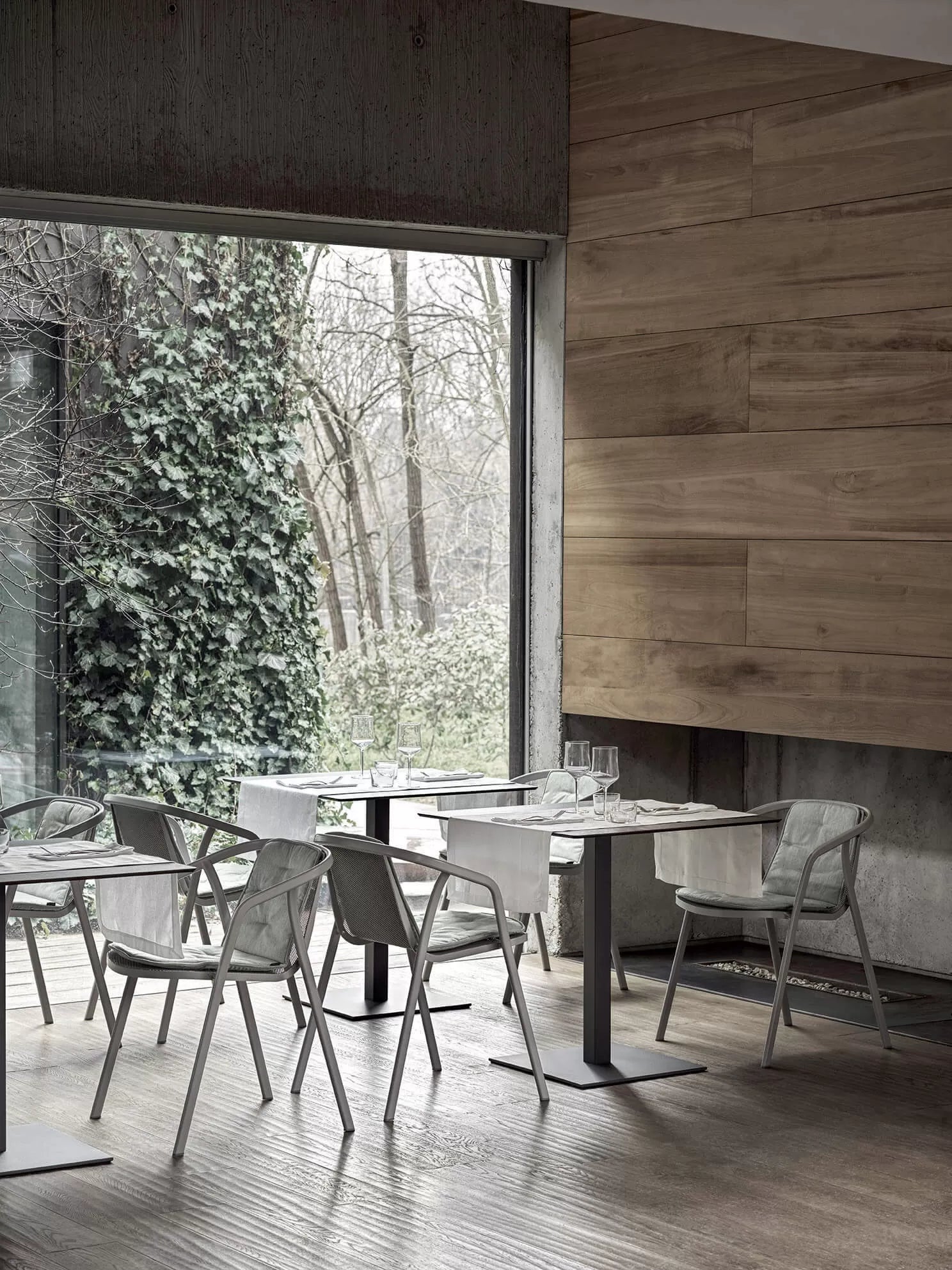 Bontempi Casa Ines Chair With Lacquered Metal Frame