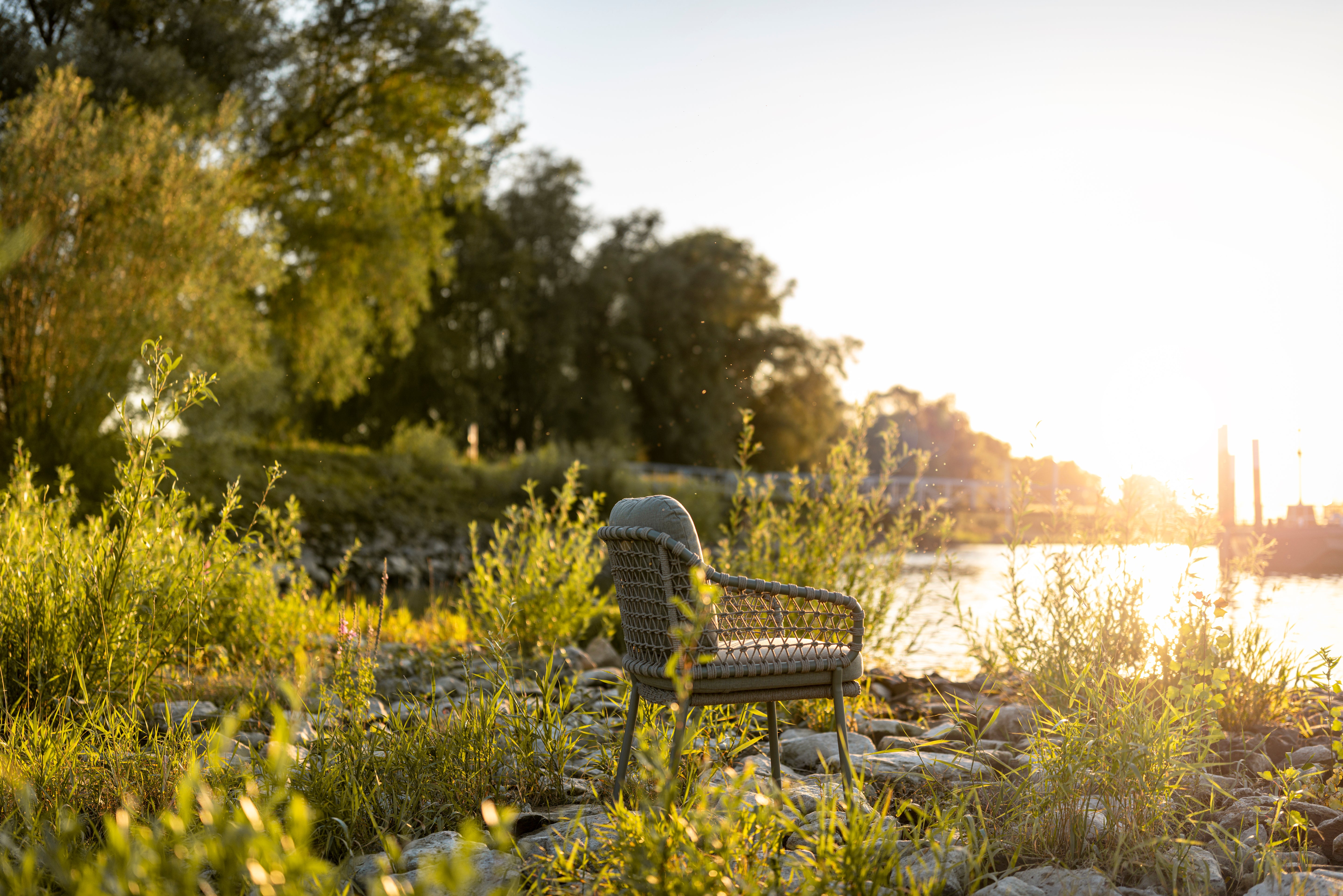 4 Seasons Outdoor Jura Stackable Dining Chair Olive With 2 Cushions