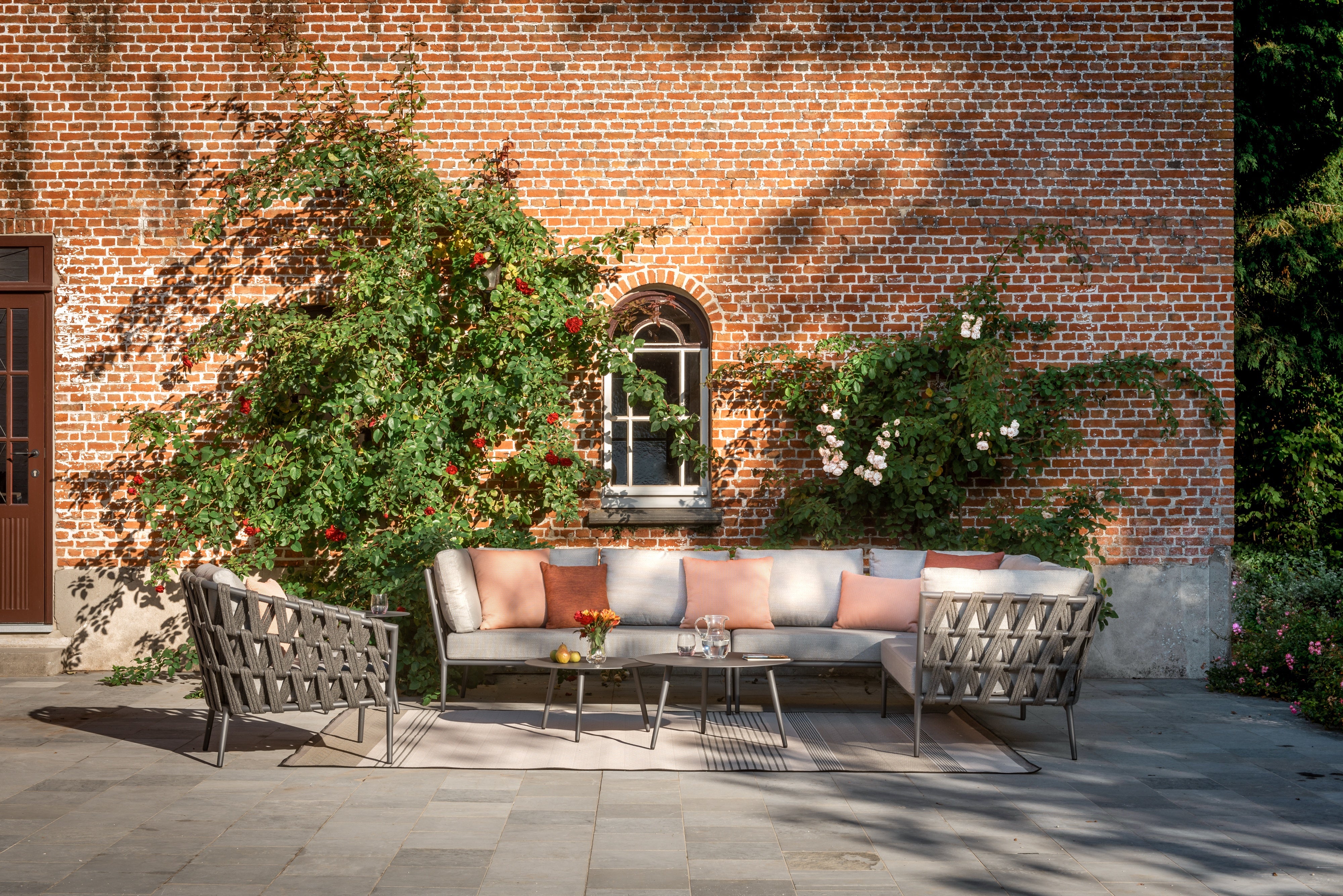 Vincent Sheppard Leo Coffee & Side Tables