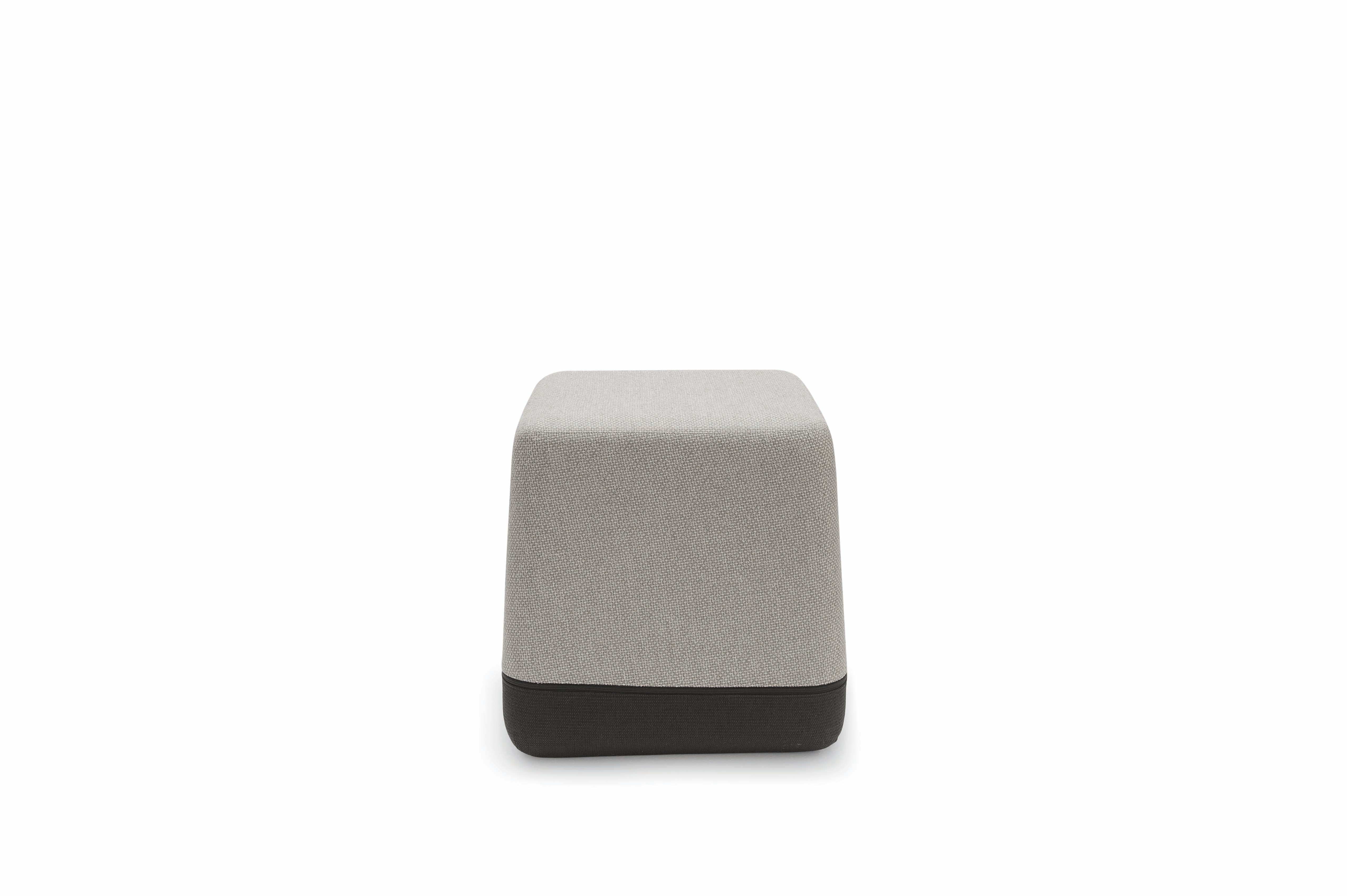 Manutti Kumo Pouf