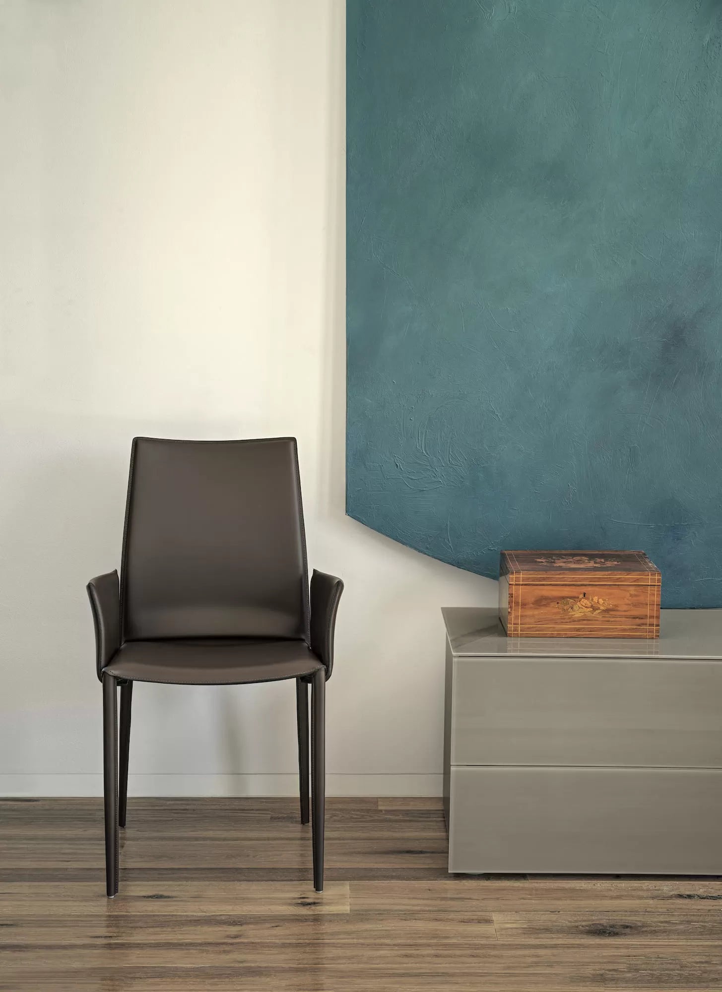 GMHN371A○BONTEMPI CASA / ボンテンピ LINDA ダイ Bontempi Casa Linda Dining Chair Low Back With Arms | Shop Now