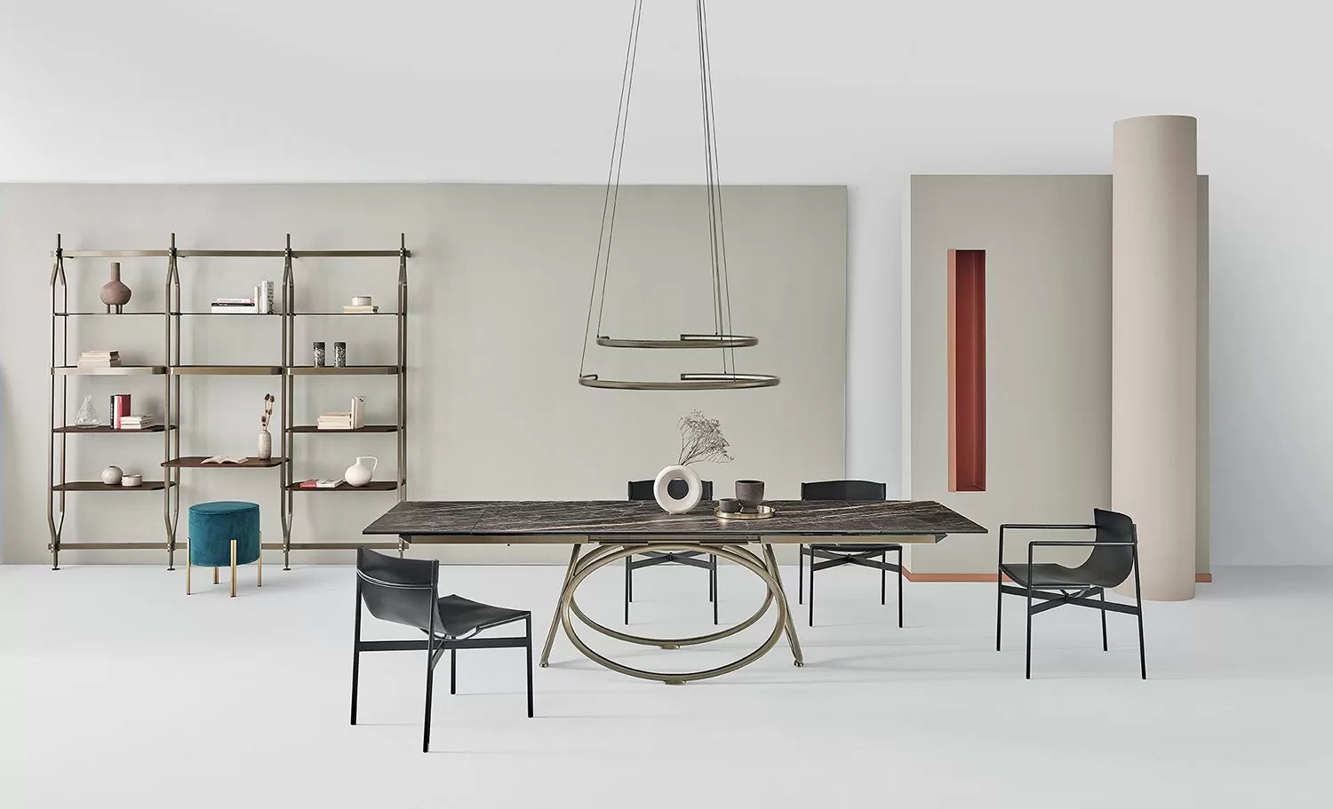 Lucrezia Chair in full grain hide-leather and metal frame