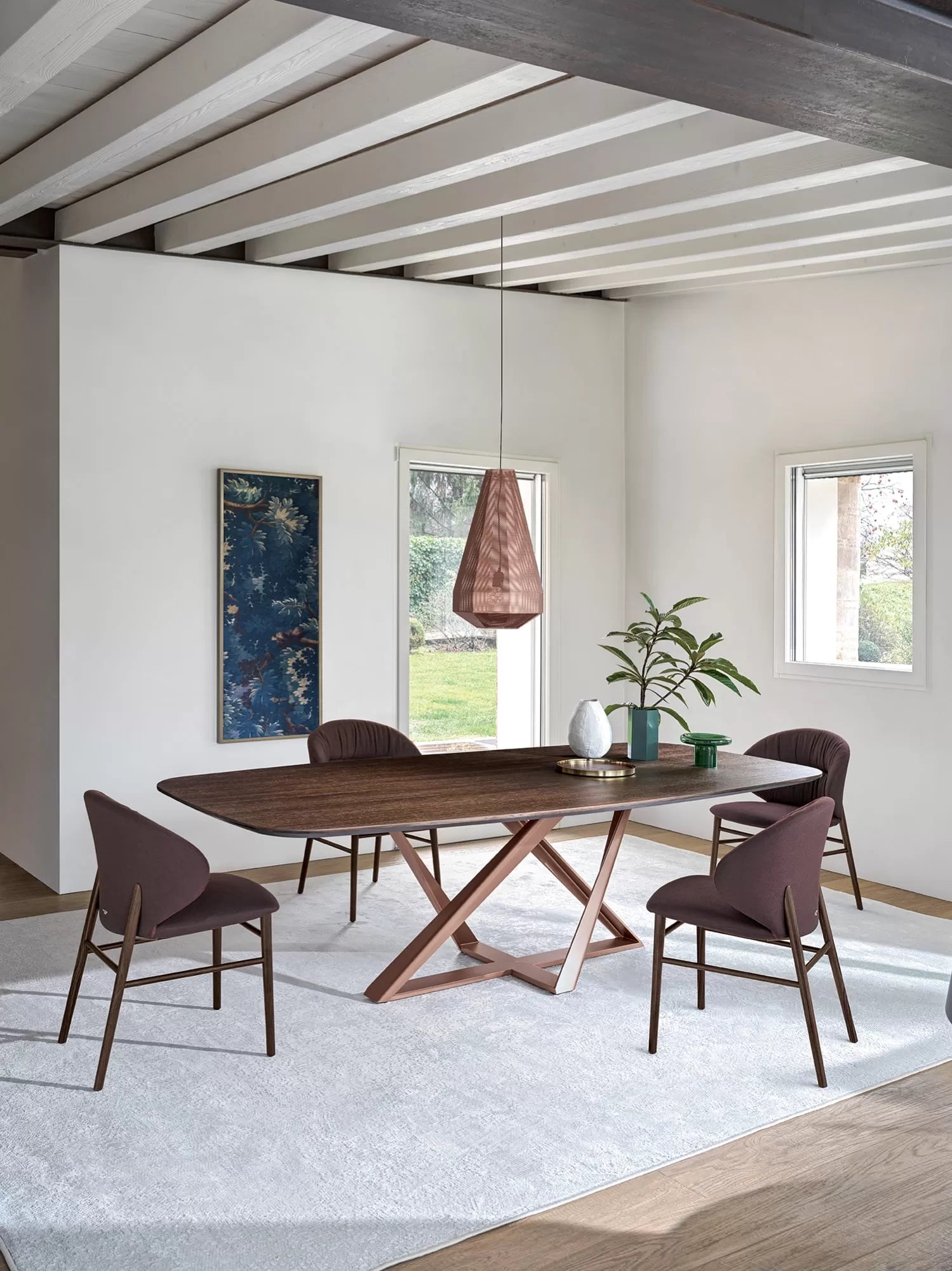 Millennium Fixed table with barrel shaped top