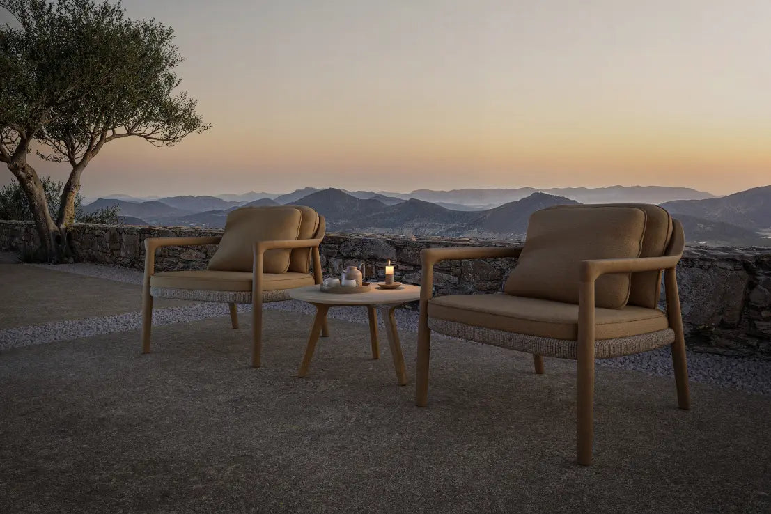 Manutti Yiko Lounge Chair