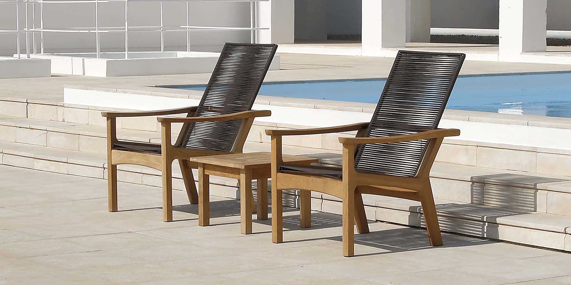 Barlow Tyrie Monterey Deep Seating Three Seater Settee