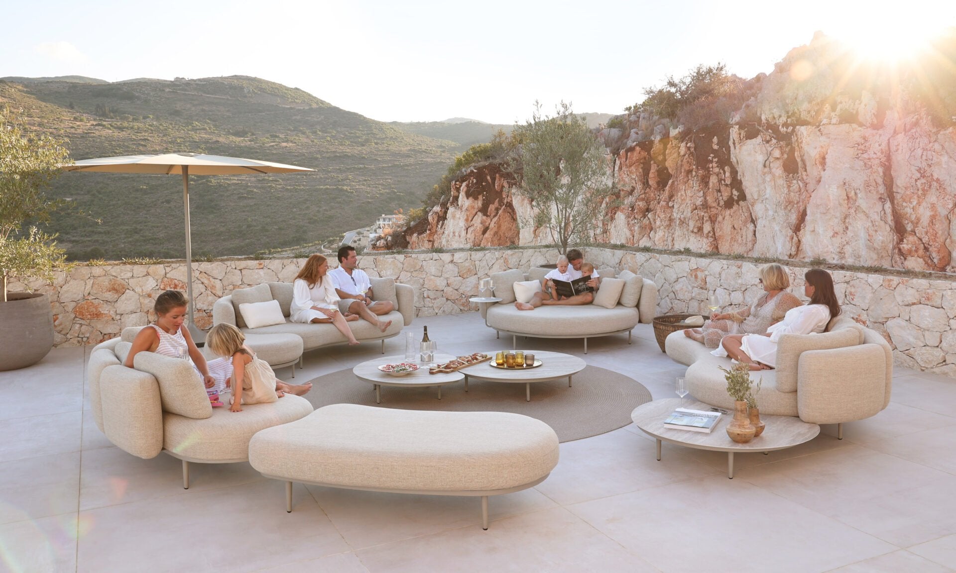 Royal Botania Organix Lounge 05 Table 92 x 107 cm