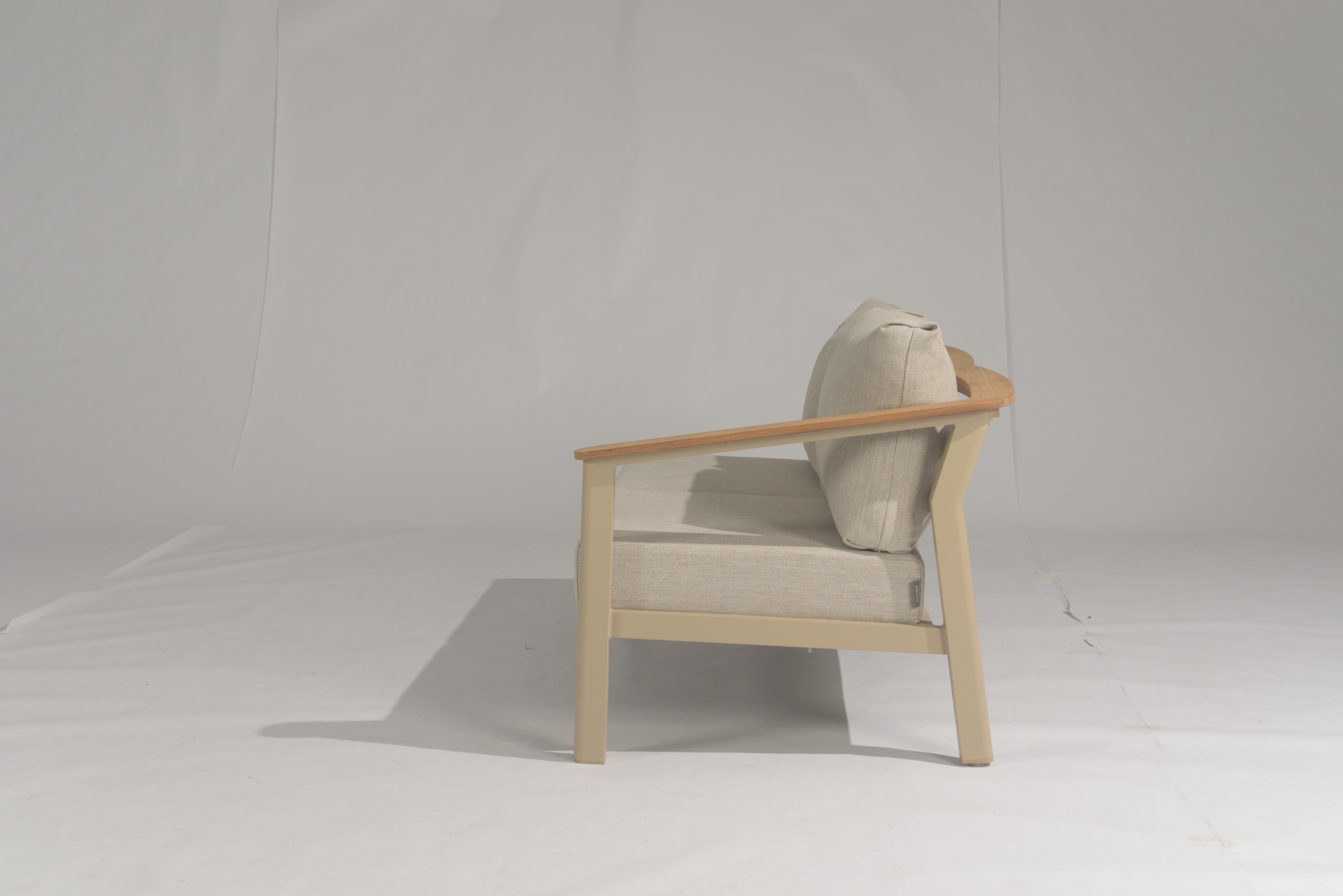 4 Seasons Outdoor Olivia 5 Seat Corner Group with Demi Coffee & Side Tables