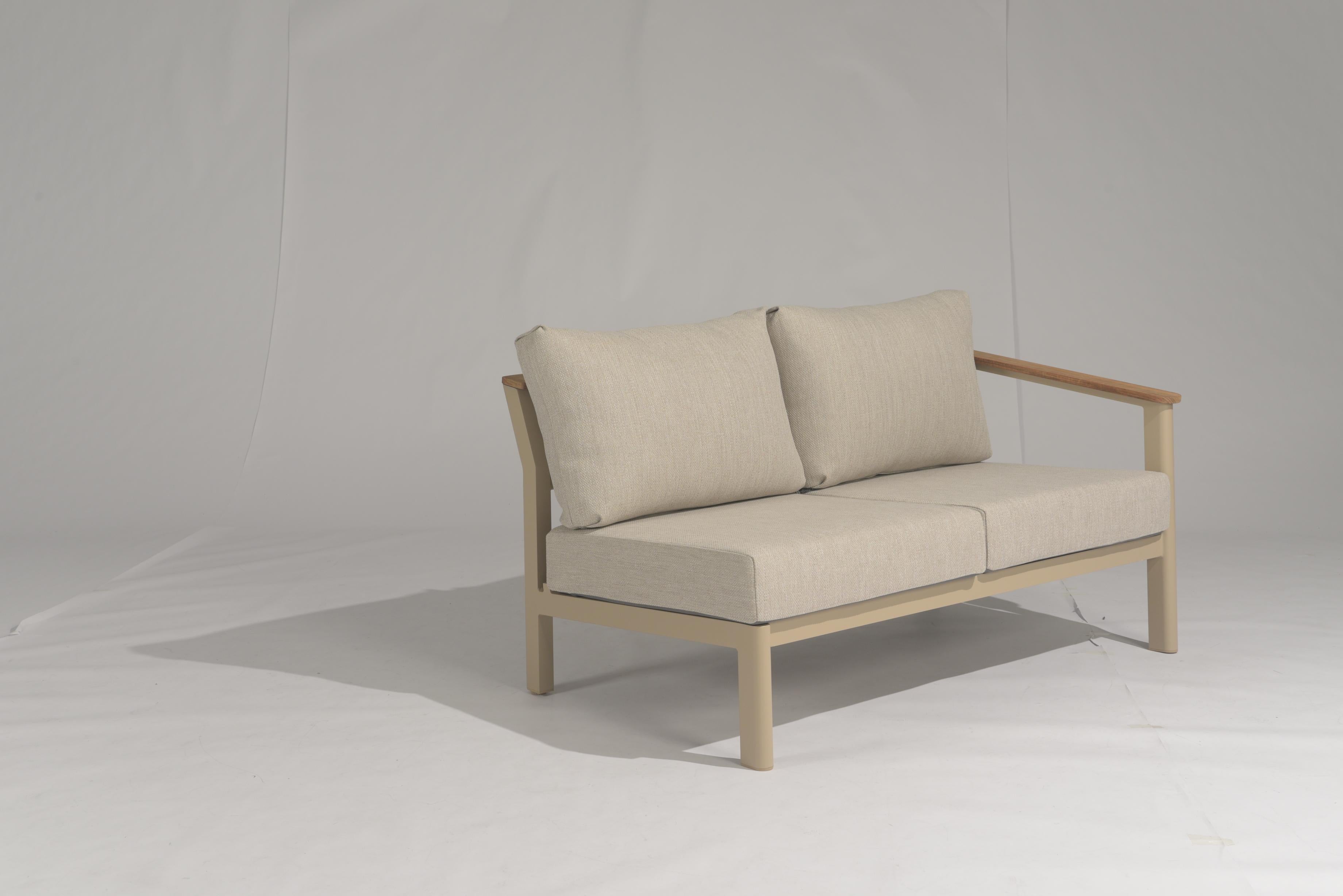 4 Seasons Outdoor Olivia 5 Seat Corner Group with Demi Coffee & Side Tables