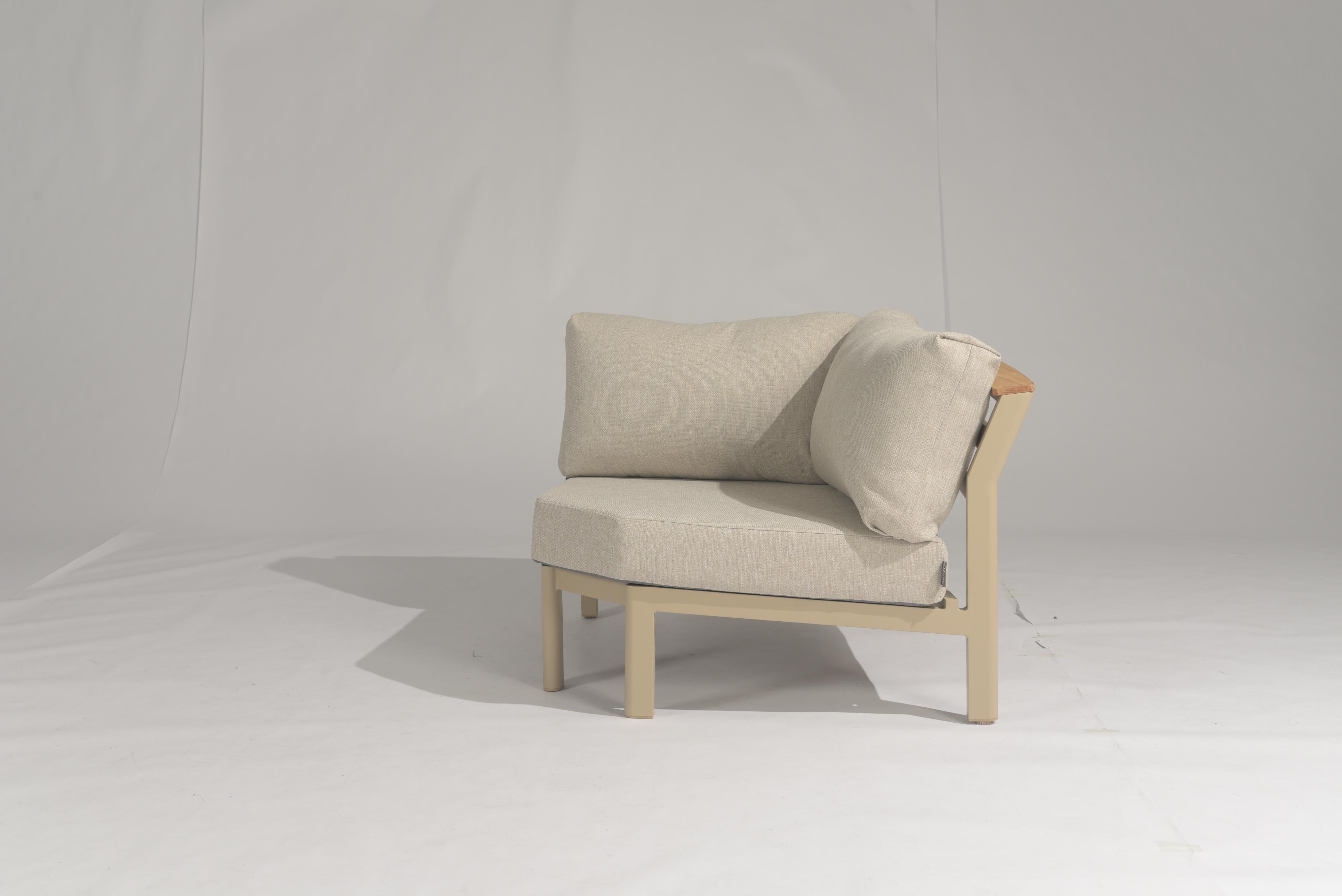 4 Seasons Outdoor Olivia modular latte XL corner with 3 cushions