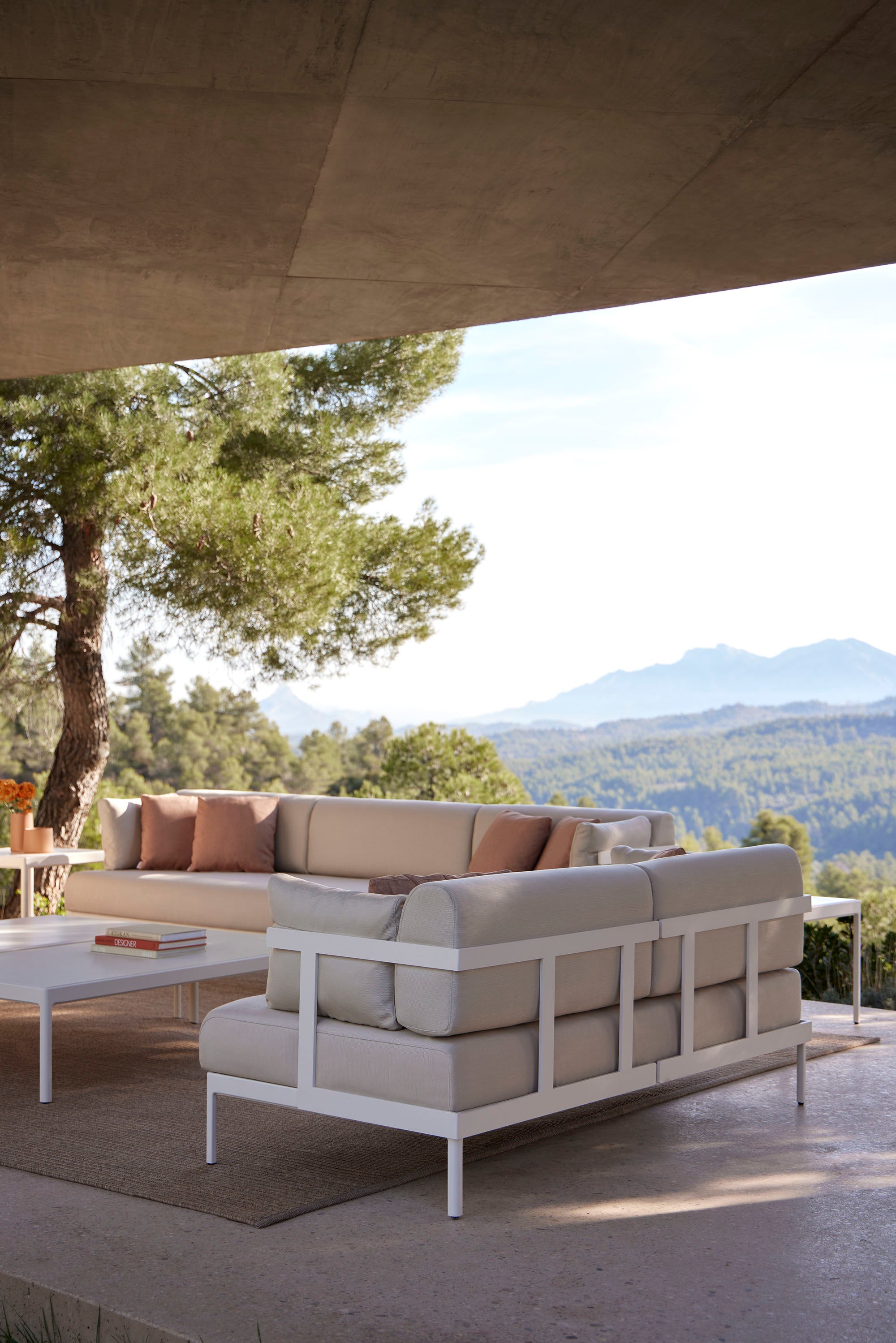 Point Furniture Legacy Essence sofa 2