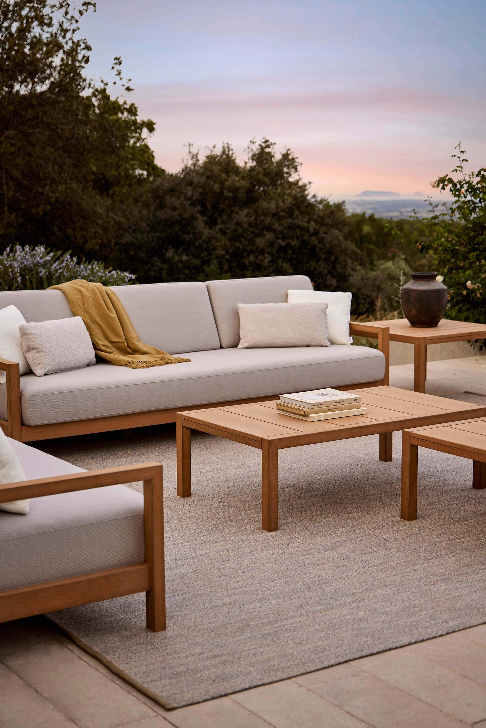 Point Furniture Kubik Rectangular Coffee table