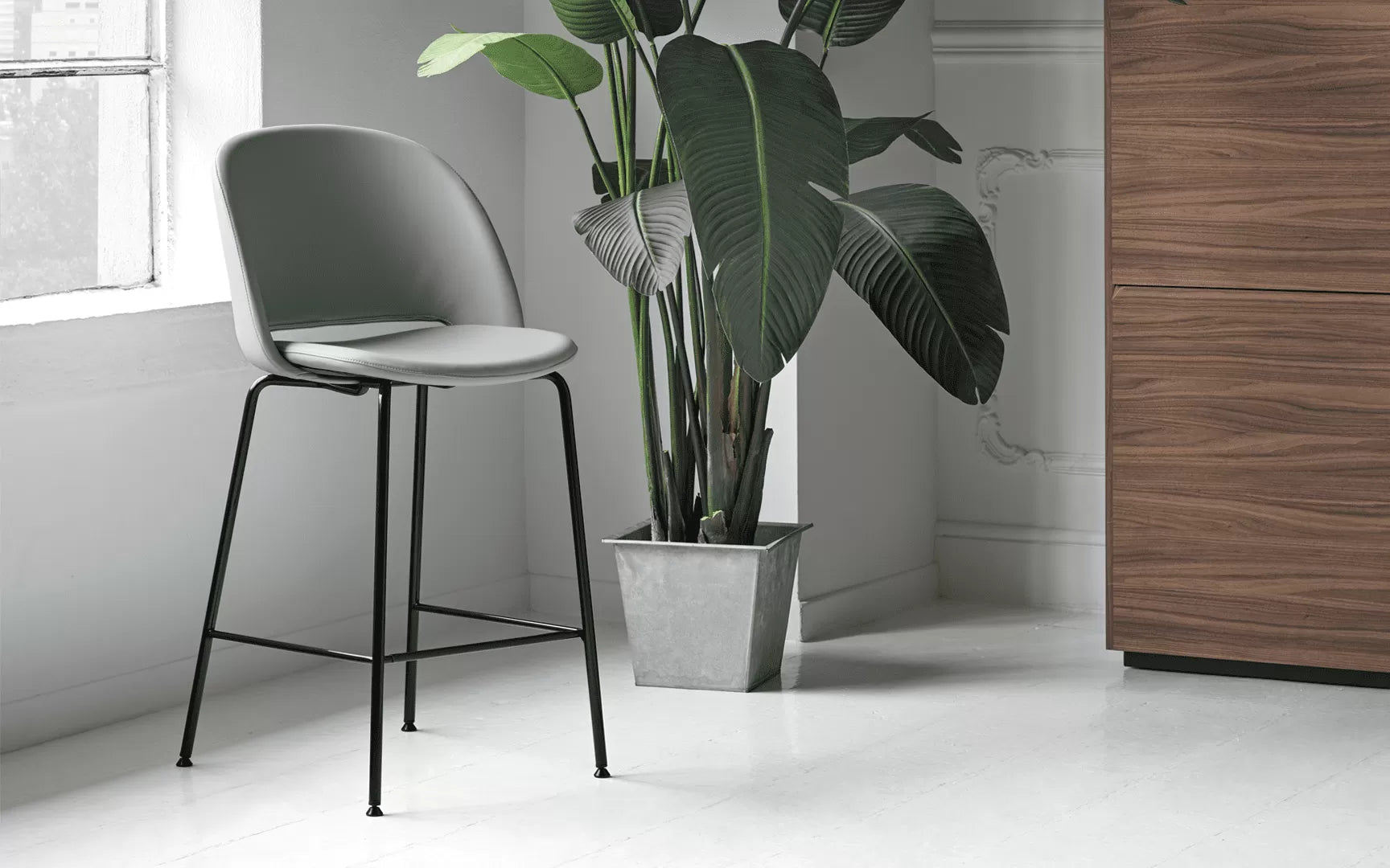 Bontempi Casa Polo Low Barstool With Upholstered & Metal Frame