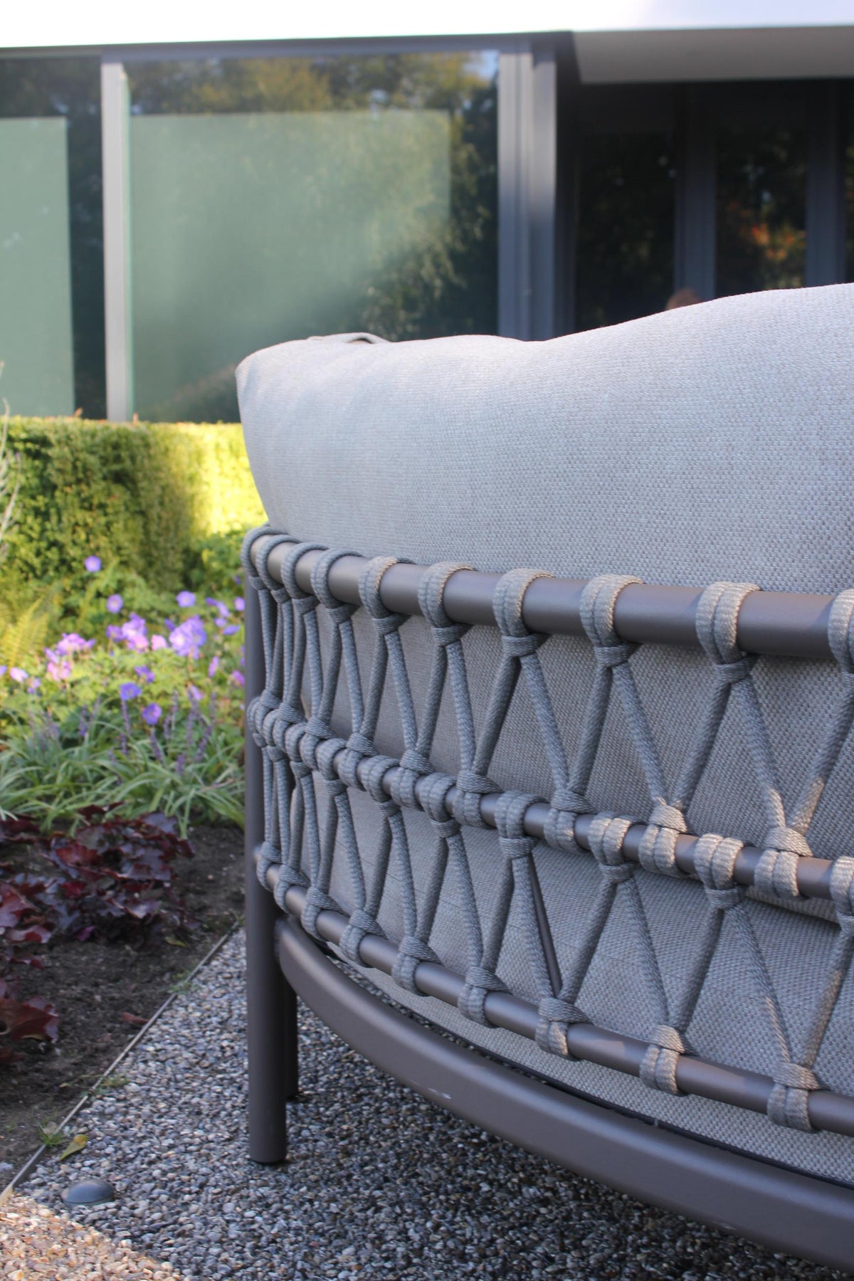 4 Seasons Outdoor Piacenza 6 Seat Corner set Pebble Hat140x90cm Ceramic Table