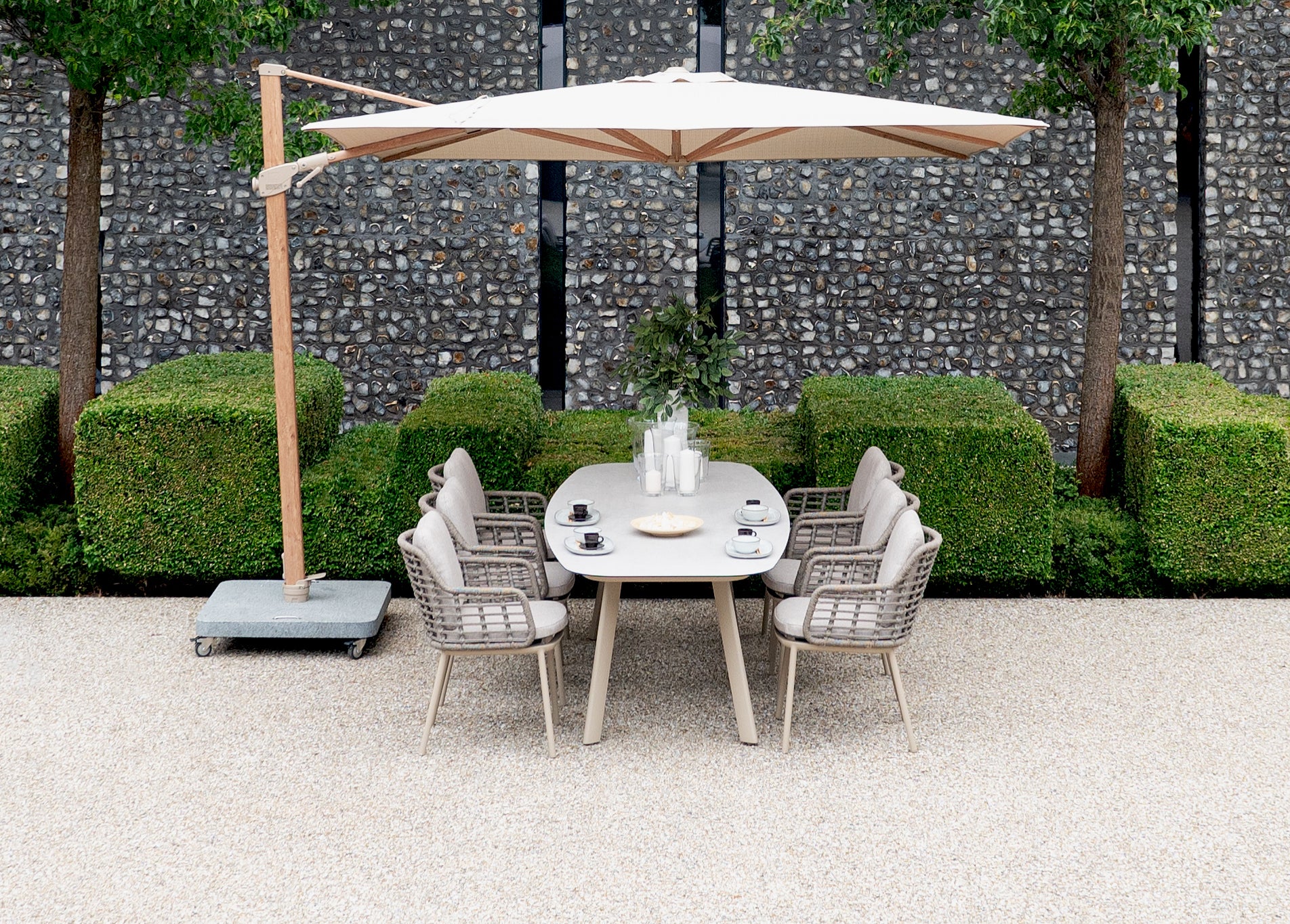 4 Seasons Outdoor Puglia 6 Seat with Manolo 240cm Barrel Ceramic Dinina Table