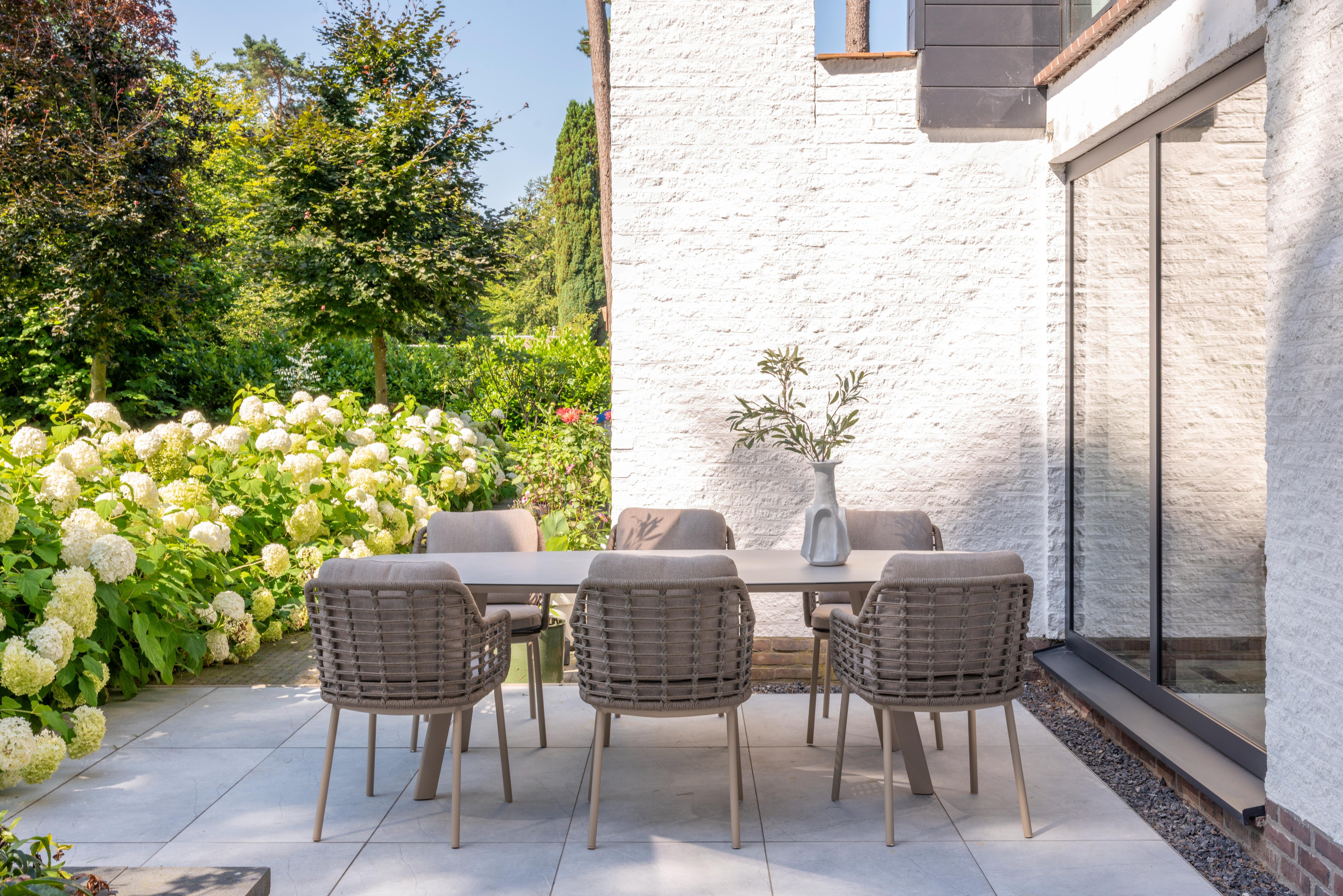 4 Seasons Outdoor Puglia dining set with Manolo Latte table 180 cm