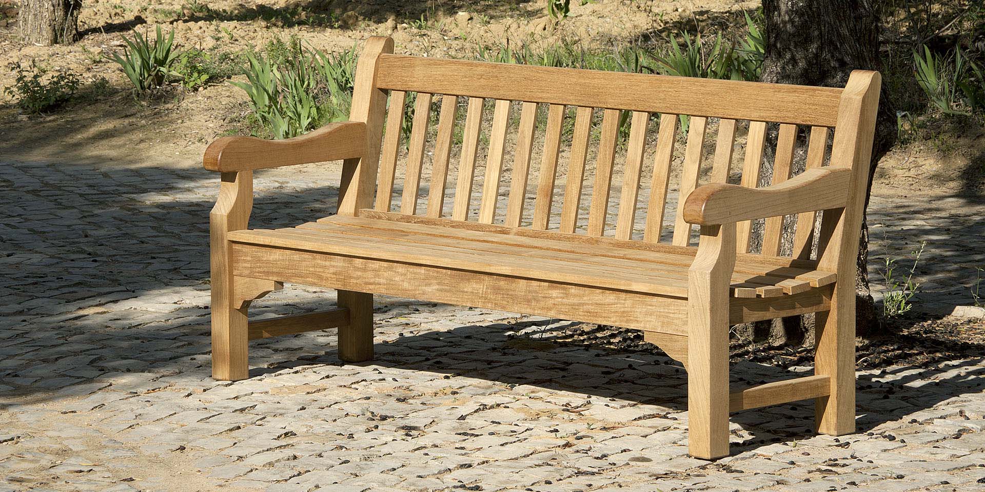 Barlow Tyrie Rothesay Seat 240