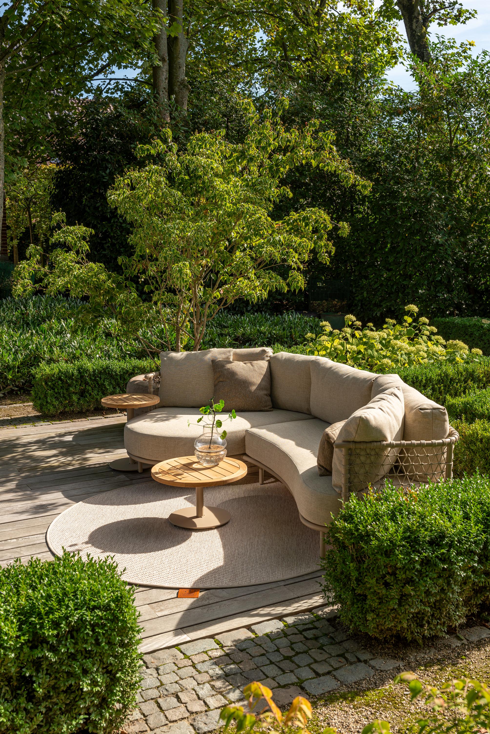 4 Seasons Outdoor Sardinia Luxury Ex Display Set Lounge Set With Sardinia Low Chair