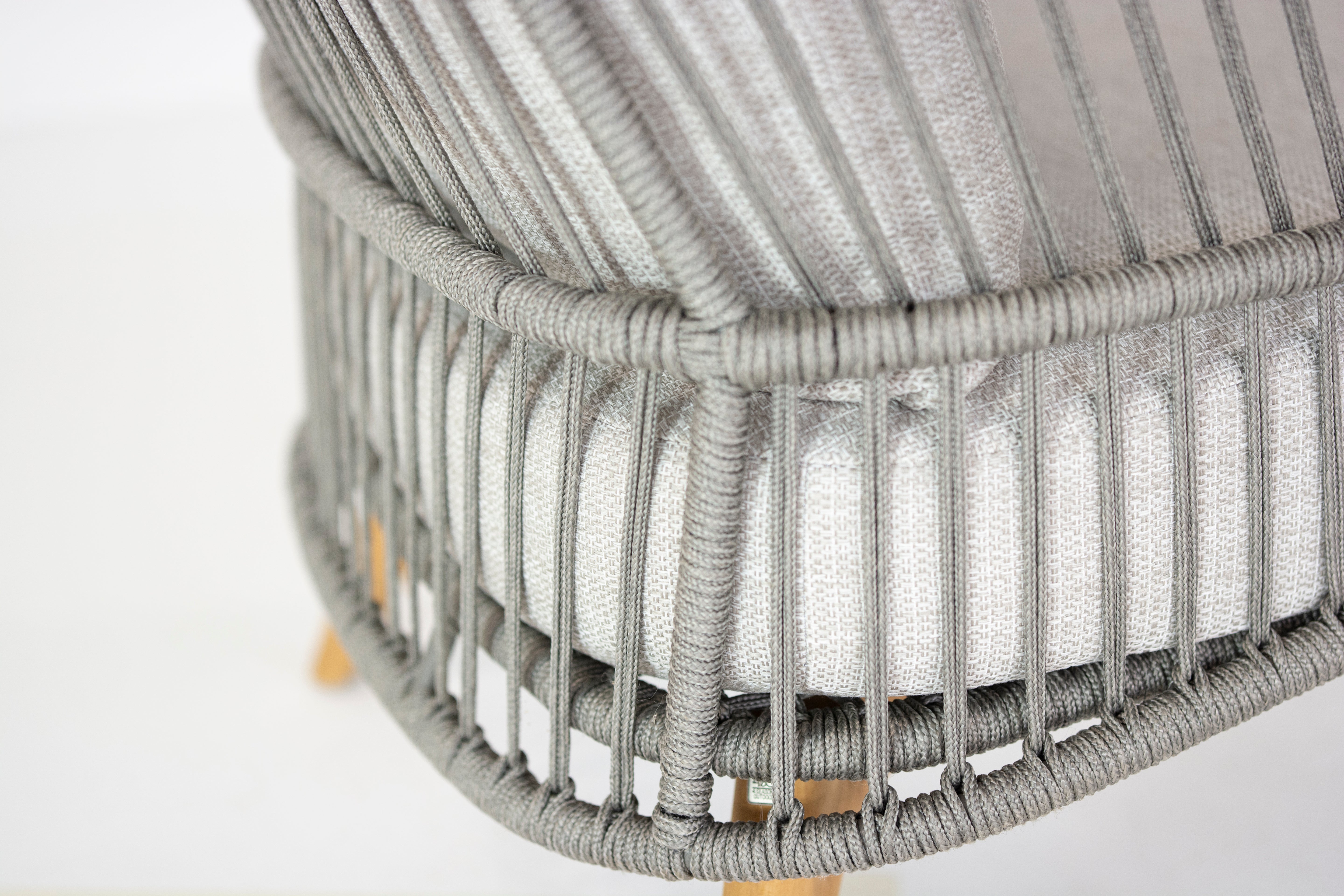 4 Seasons Outdoor Sempre Living Chair Teak Silver Grey With 2 Cushions