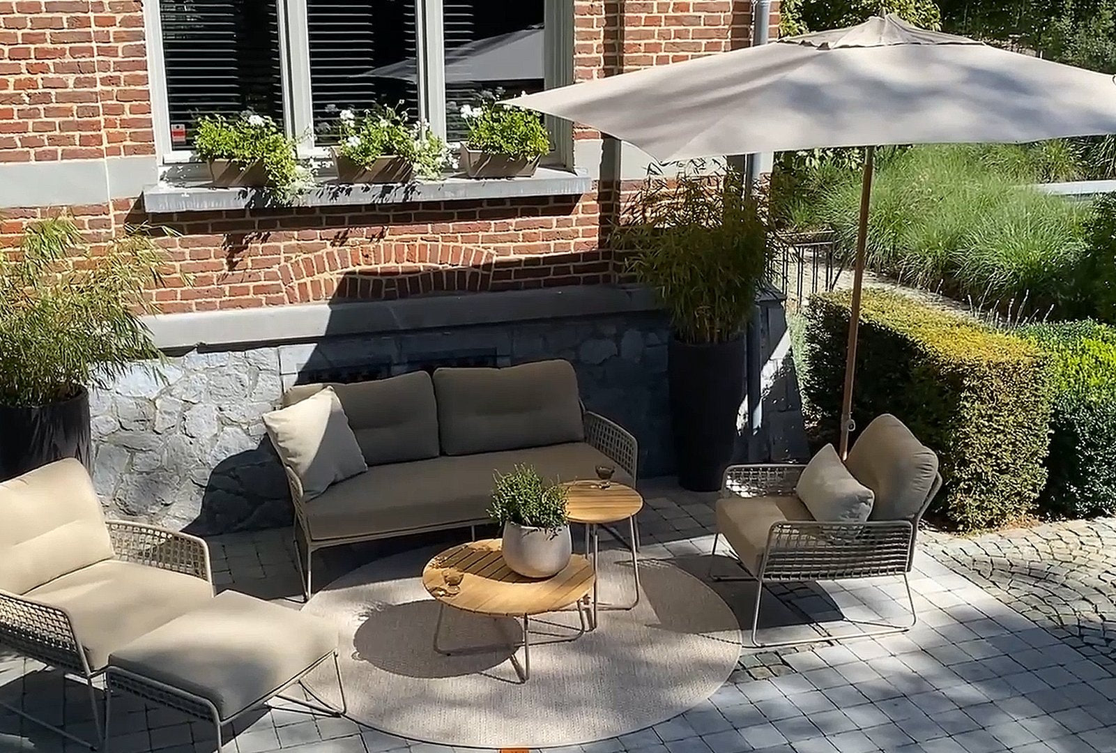 4 Seasons Outdoor Albano Footstool With Cushion