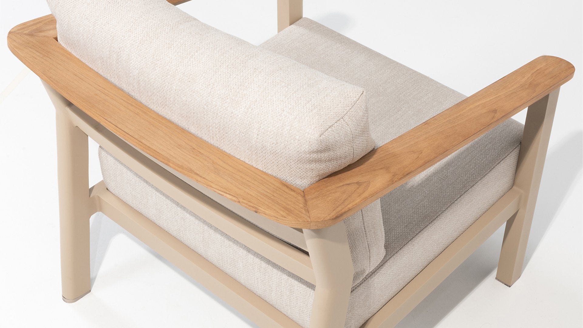 4 Seasons Outdoor Olivia Lounge with Monroe Coffee Table & Footstool