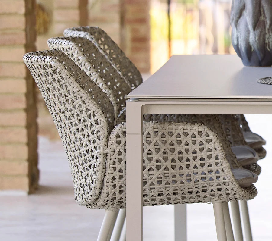 Cane-line Pure dining table 150x90 cm