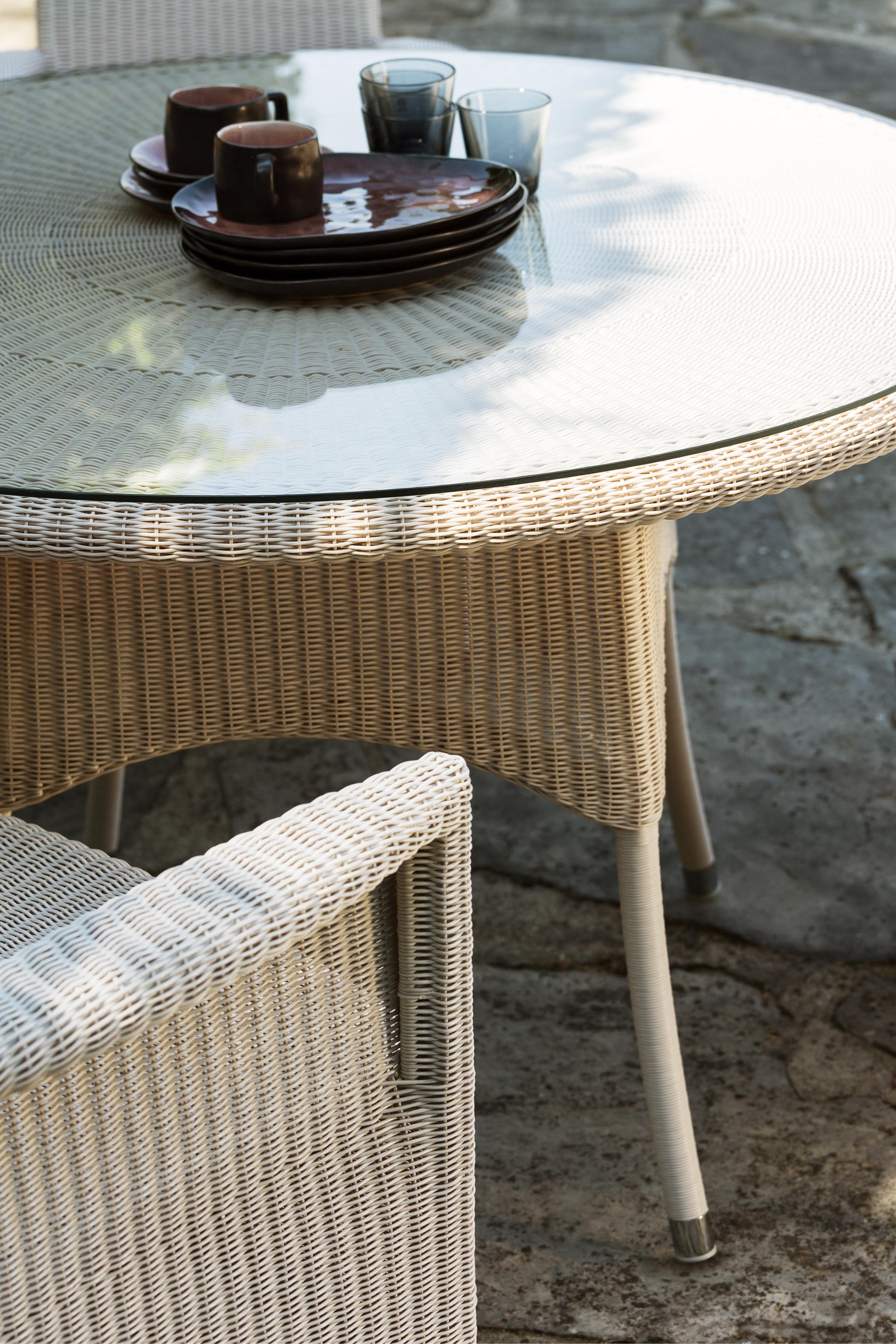 Vincent Sheppard Safi Dining Table