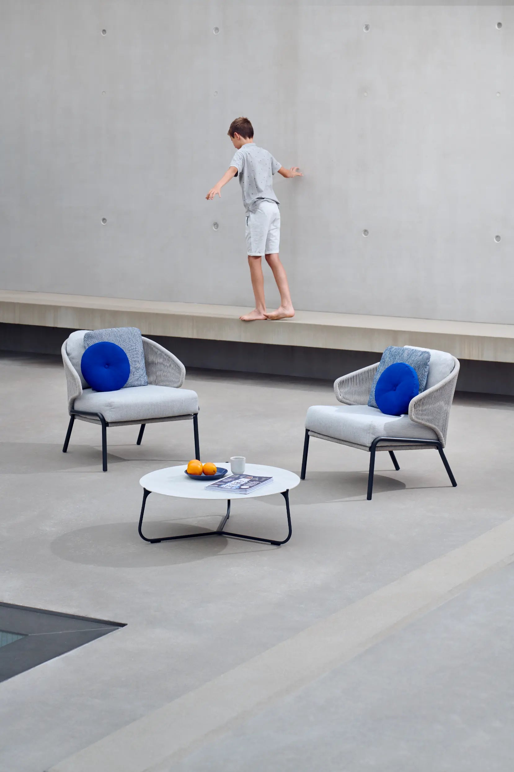 Manutti Radoc Lounge Chair