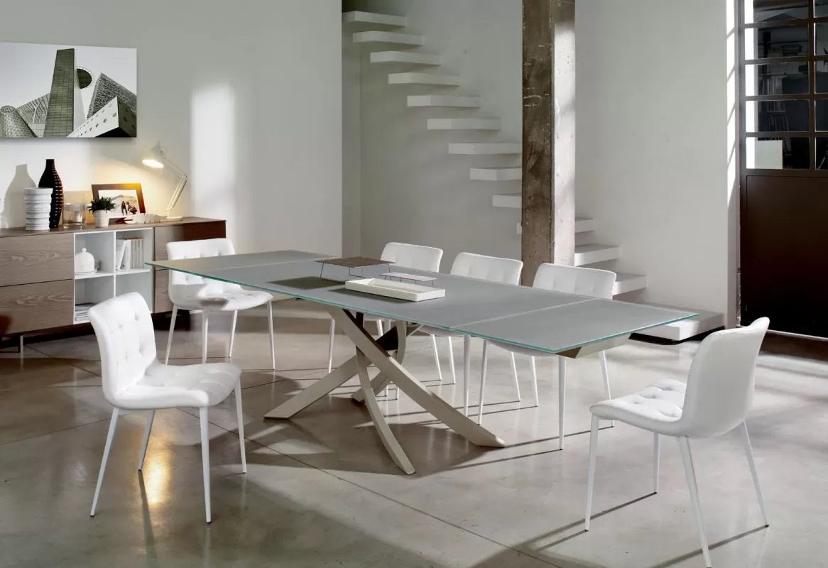 Artistico Table with extensions with lacquered Metal frame