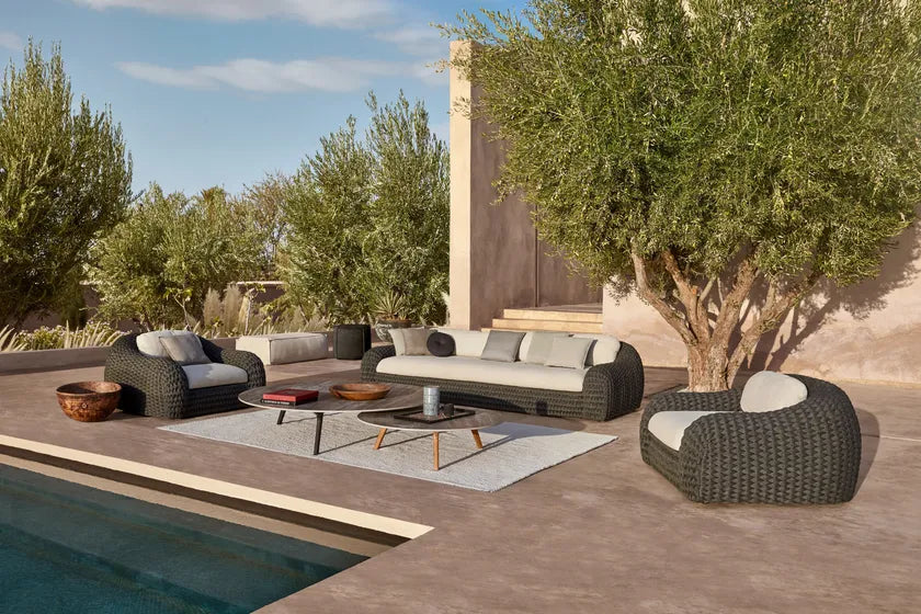 Manutti Linear Rectangular Outdoor Rug