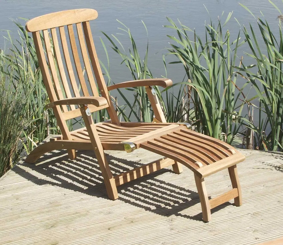 Barlow Tyrie Commodore Steamer