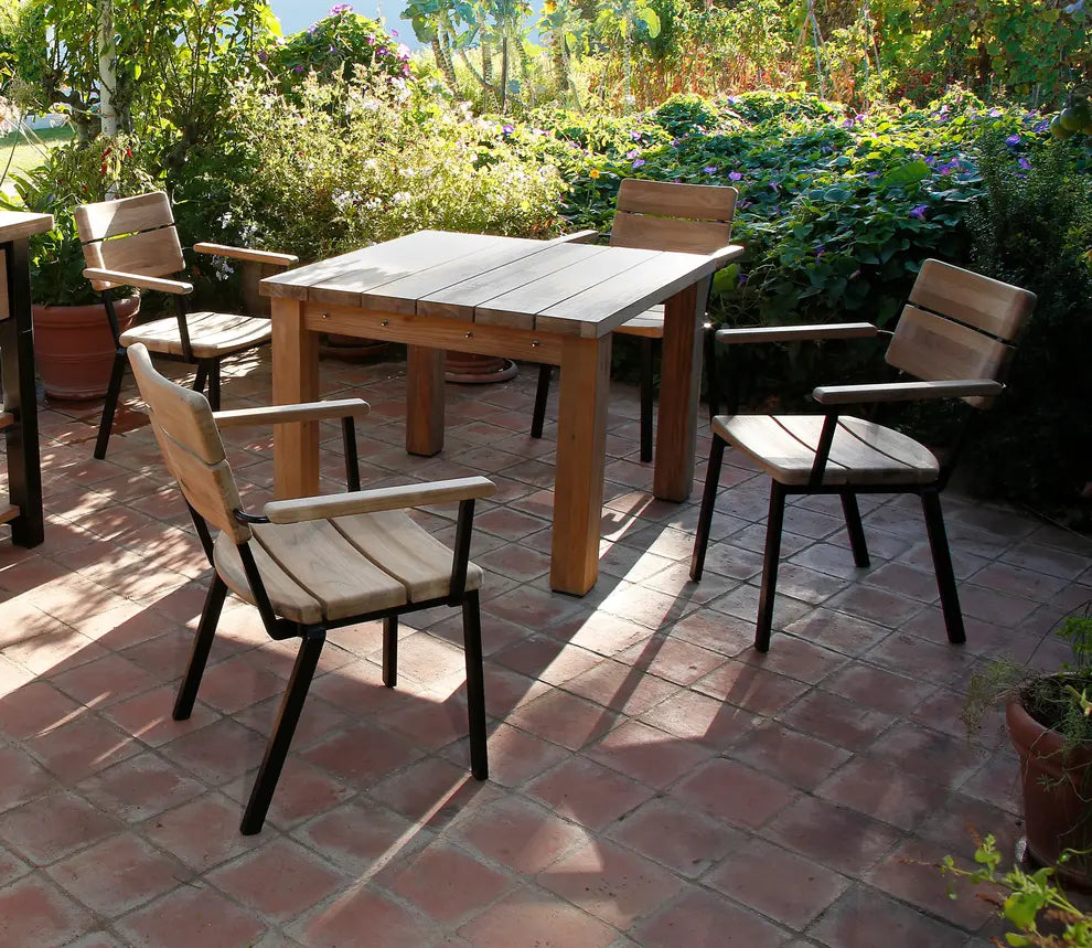 Barlow Tyrie Titan Table 100 Square