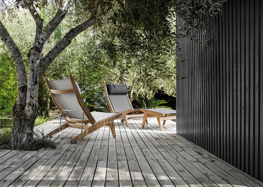 Gloster Bay Reclining Chair