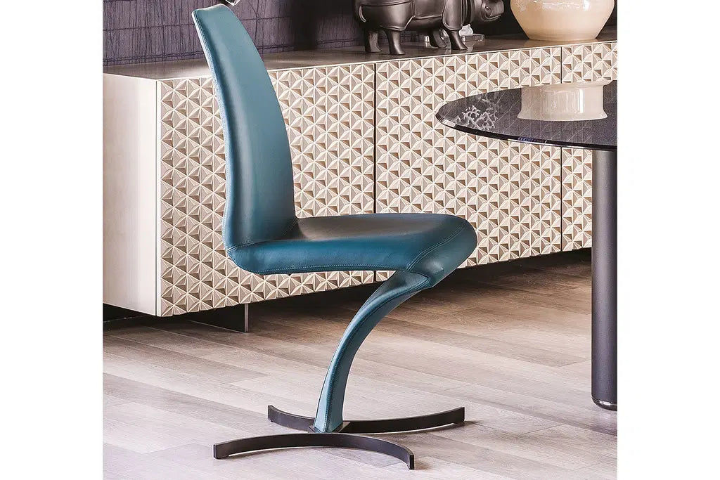 Betty Dining Chair_Matt Black_Synthetic Leather:_Canova