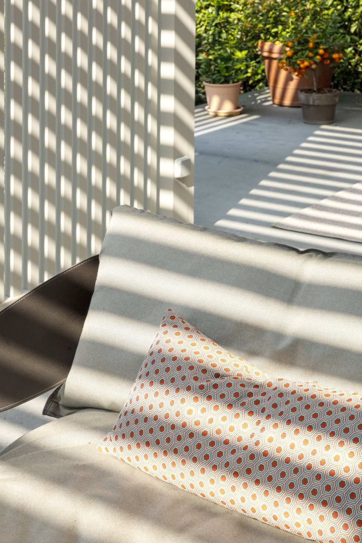 Bright Summer Terrace Umbris Pergola – project photograph 12