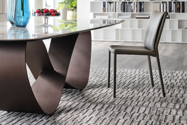 Cattelan Italia Butterfly Keramik Barrel Shaped Dining Table