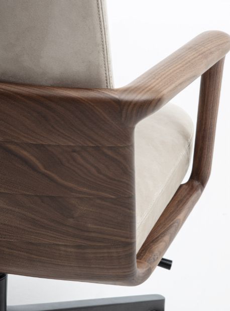 Porada Cuna Arm Chair