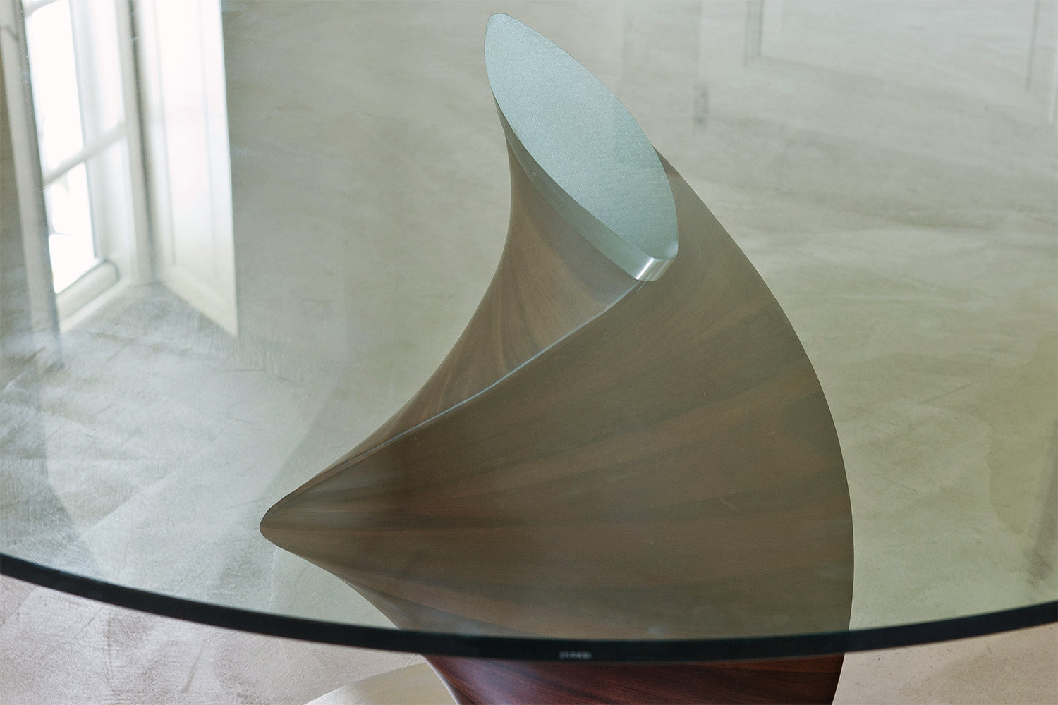 Porada Elika Elliptical Glass Dining Table