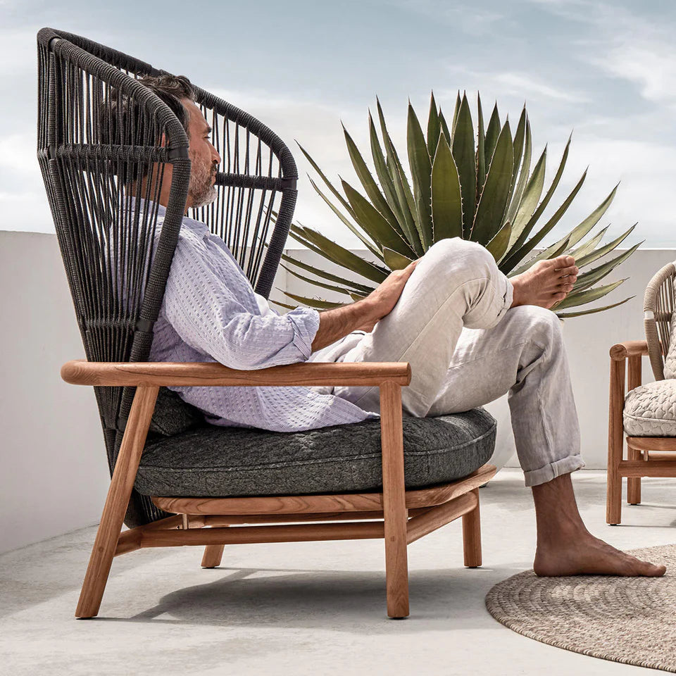 Gloster Fern Aluminium High Back Lounge Chair