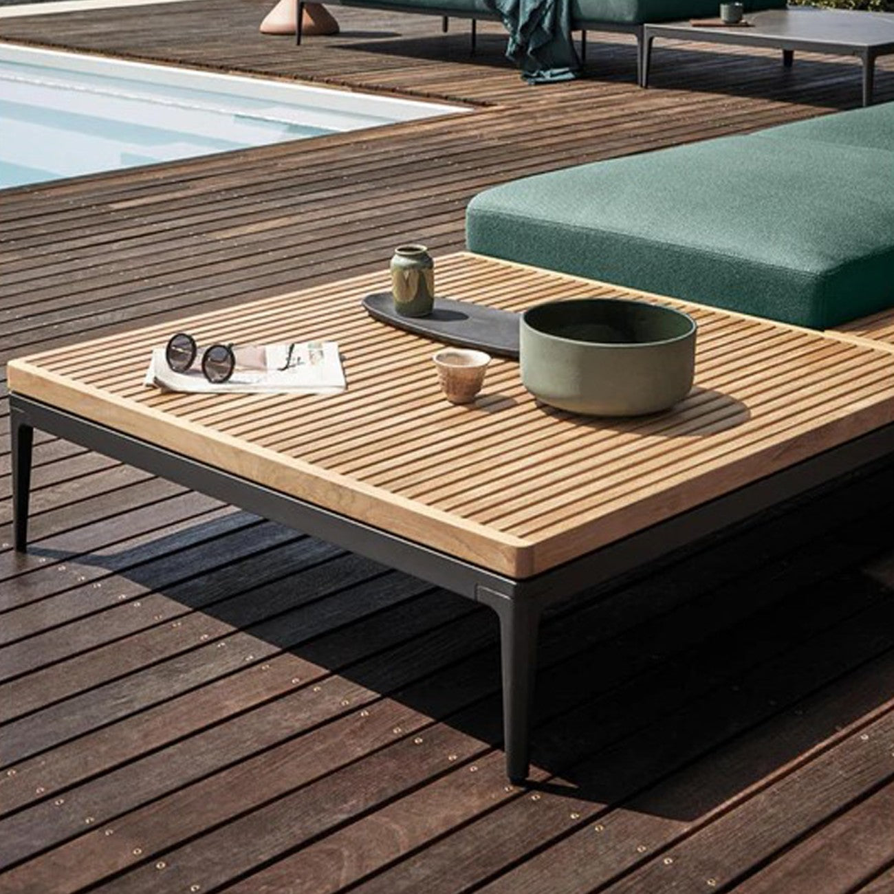 Gloster Grid Large Coffee Table - Teak Top