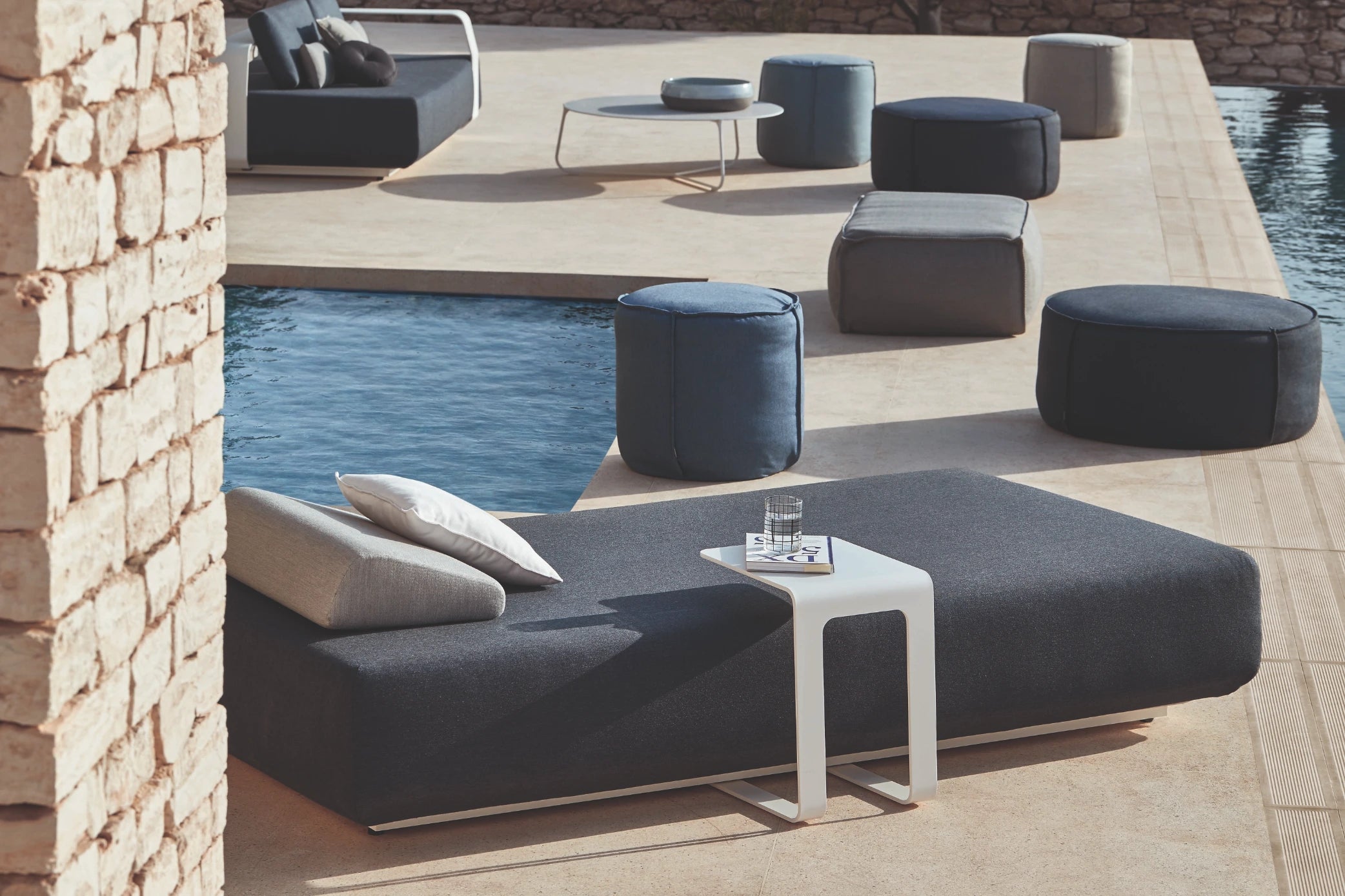 Manutti Kumo Sofa Set 1