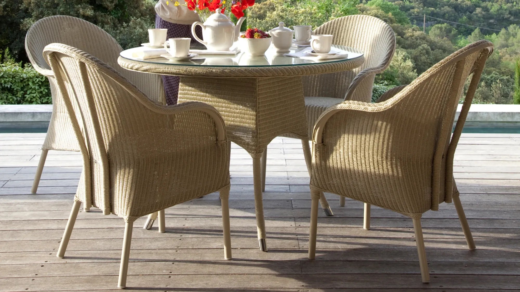 Vincent Sheppard Nîmes dining table
