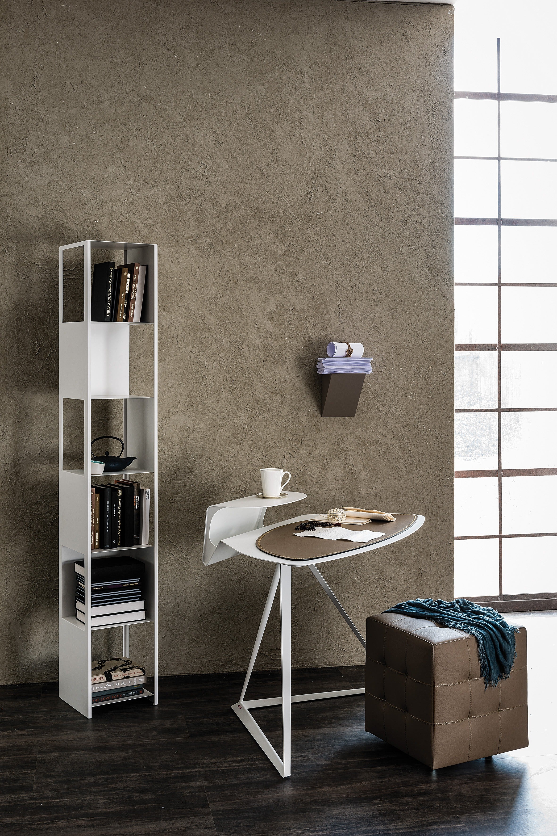 Cattelan Italia Storm Desk With Frame
