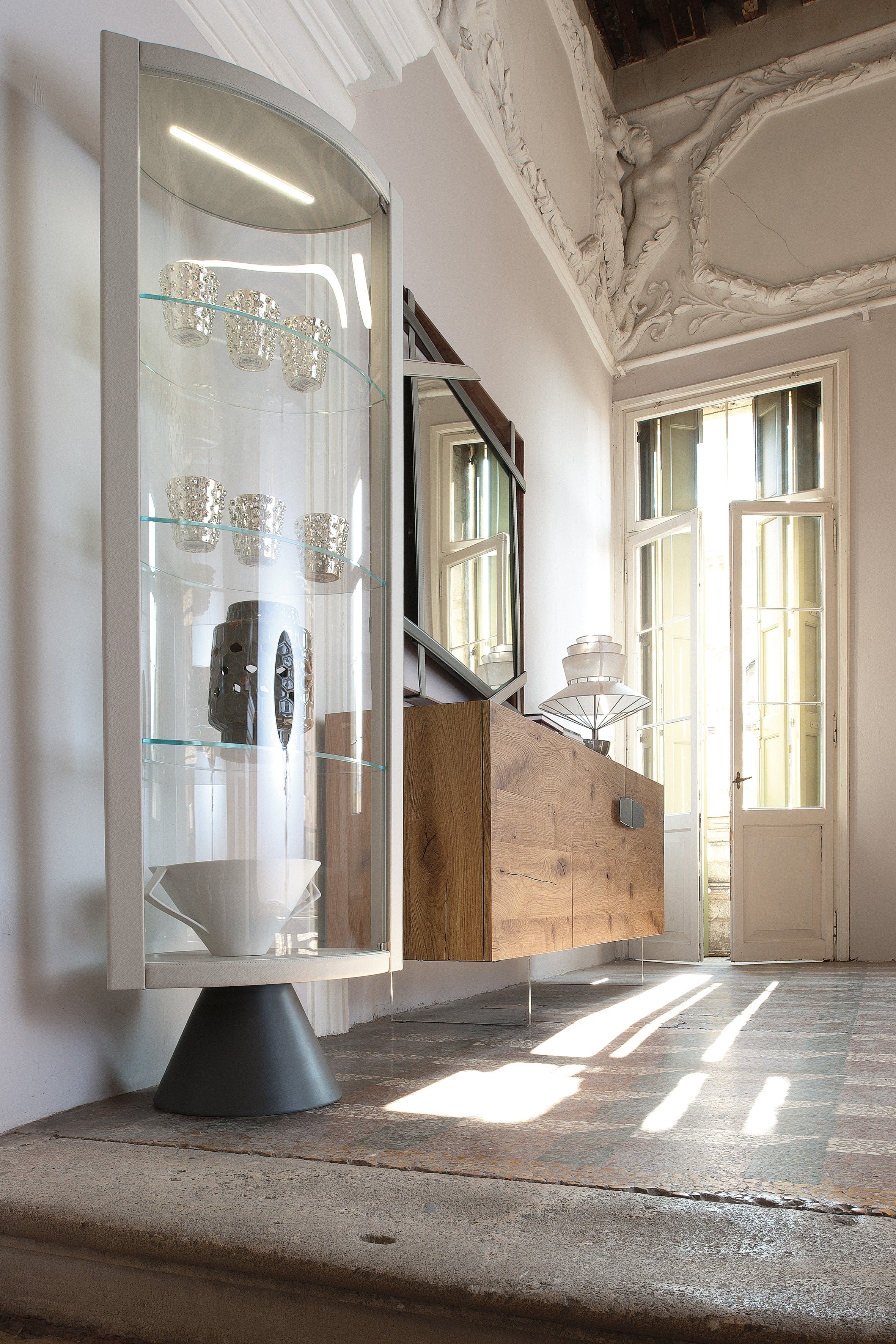 Cattelan Italia Saba Swiveling Glass Showcase