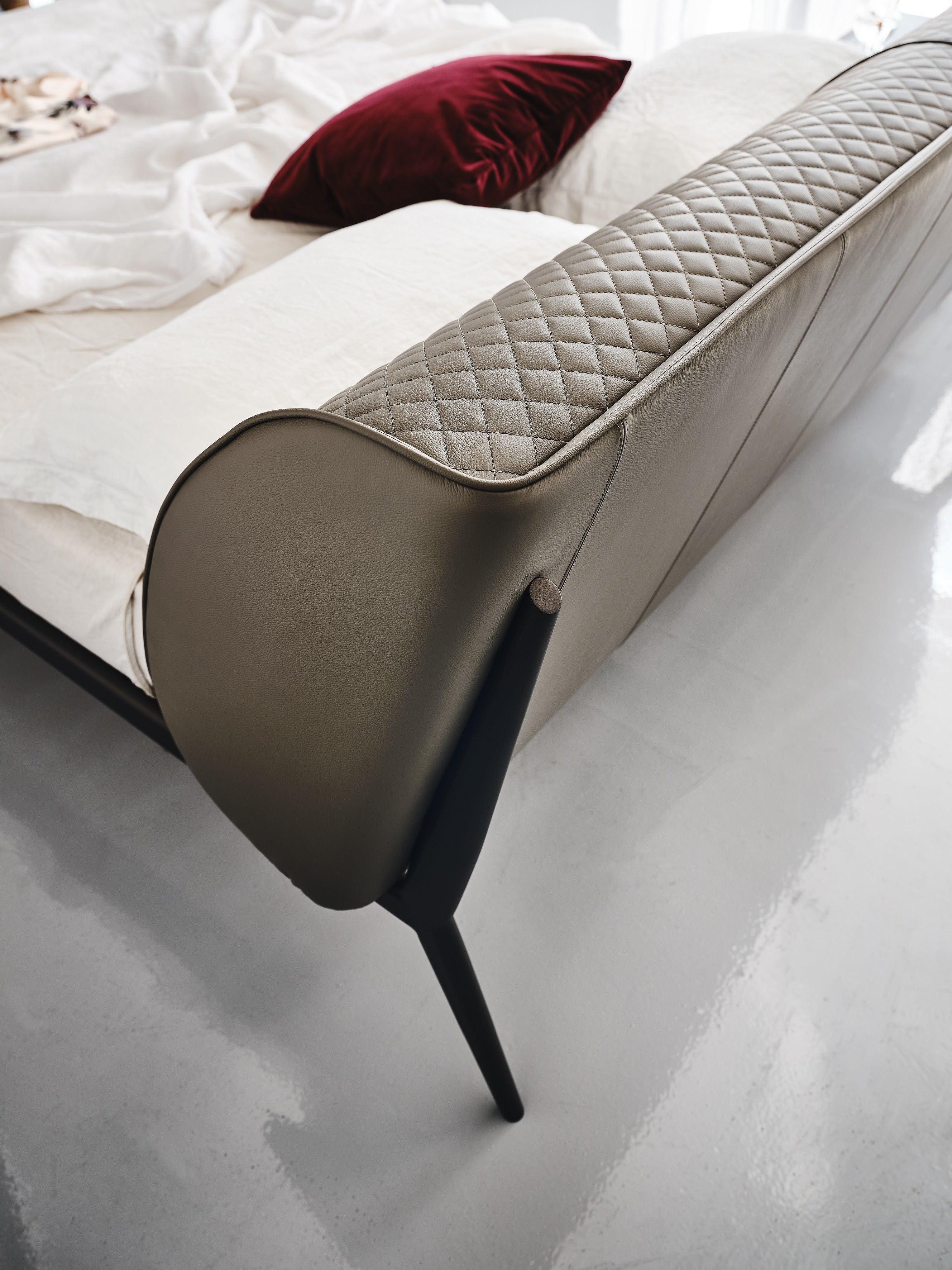 Cattelan Italia Ayrton Bed With Steel Frame