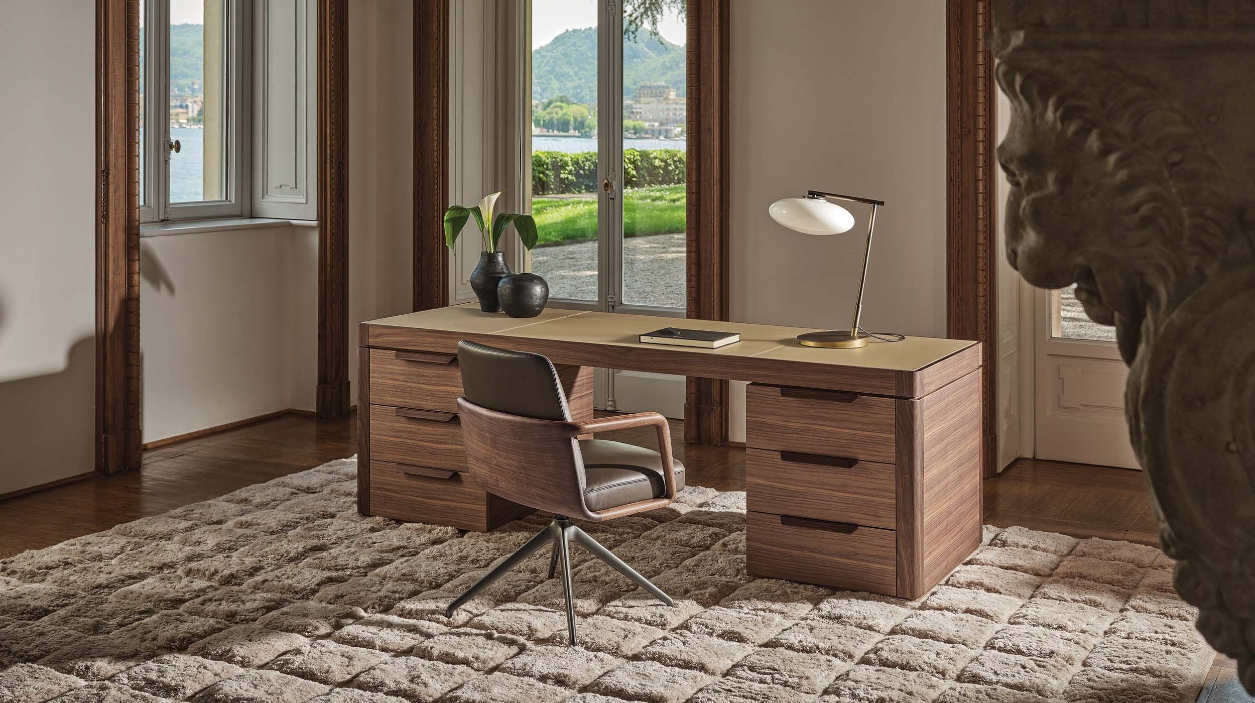 Porada Agea Writing Desk