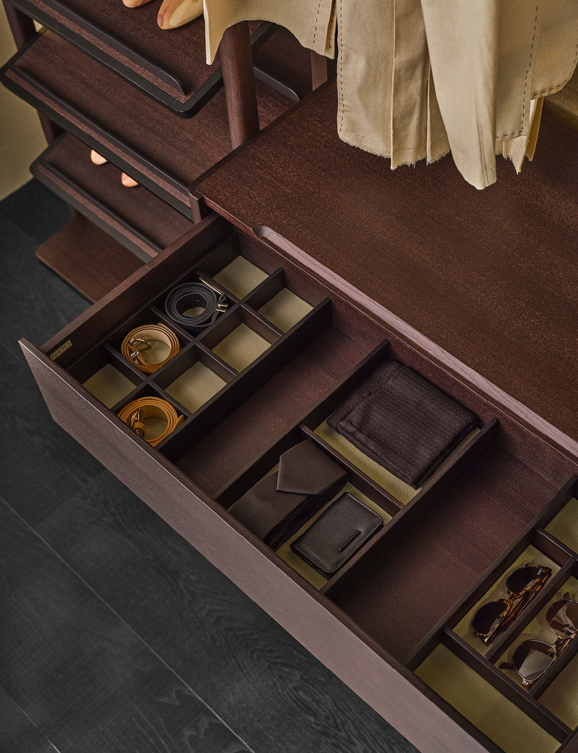 Porada Aria Bookcase