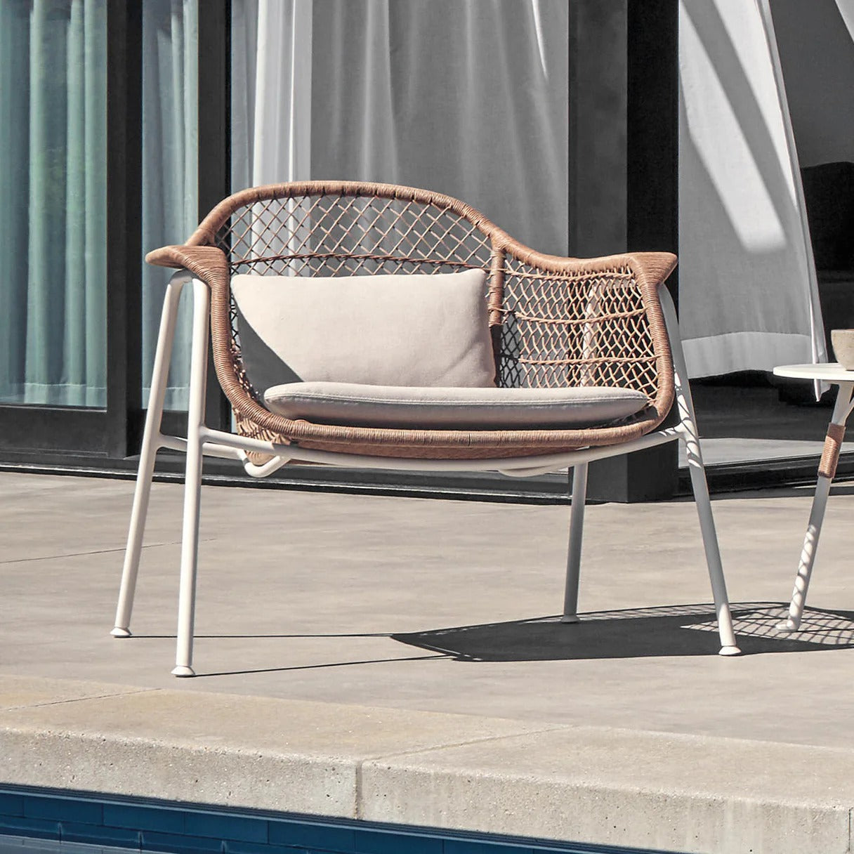 Gloster Fresco Lounge Chair