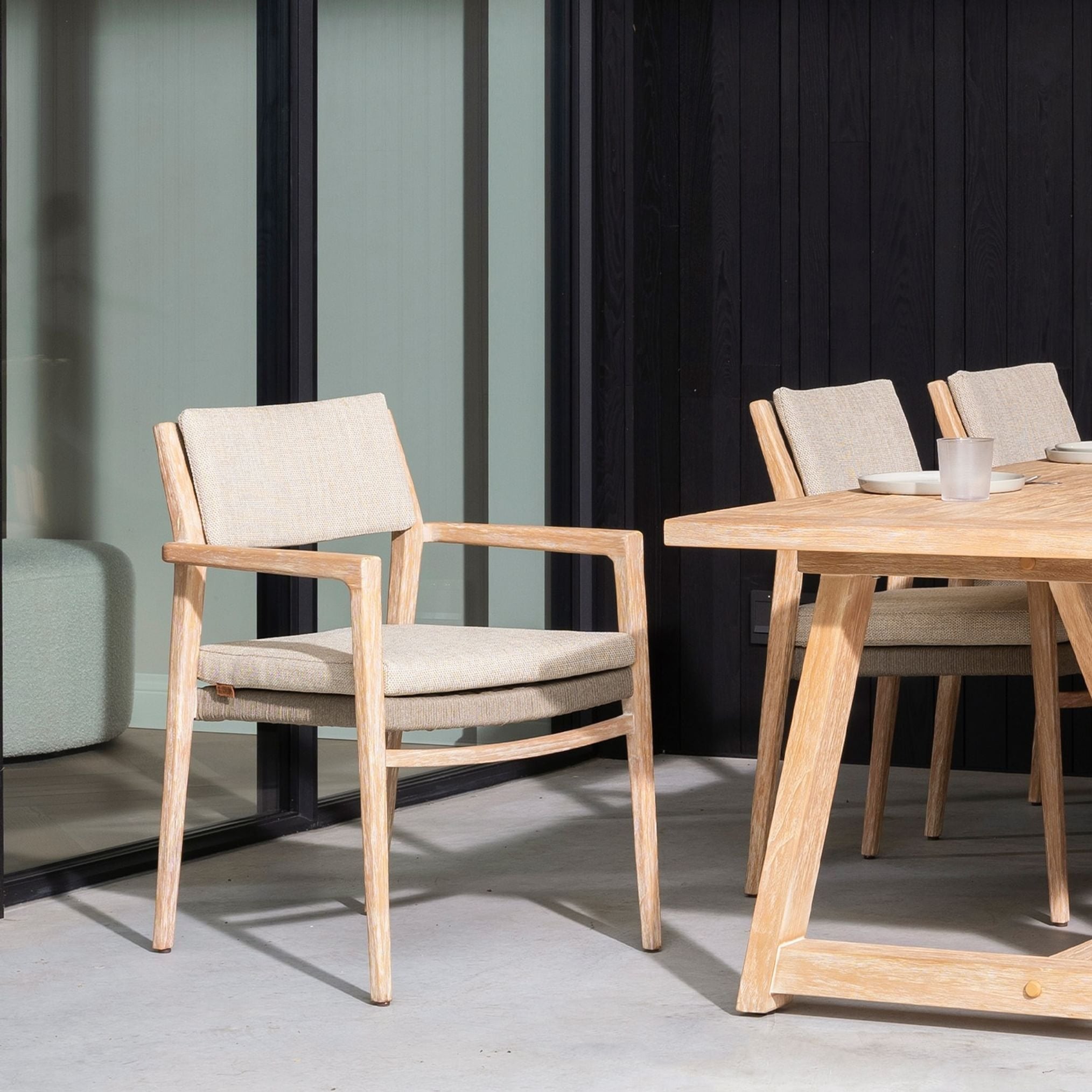 4 Season Outdoor Julia Stackable Dining Chair Teak Brushed With 2 Cushions